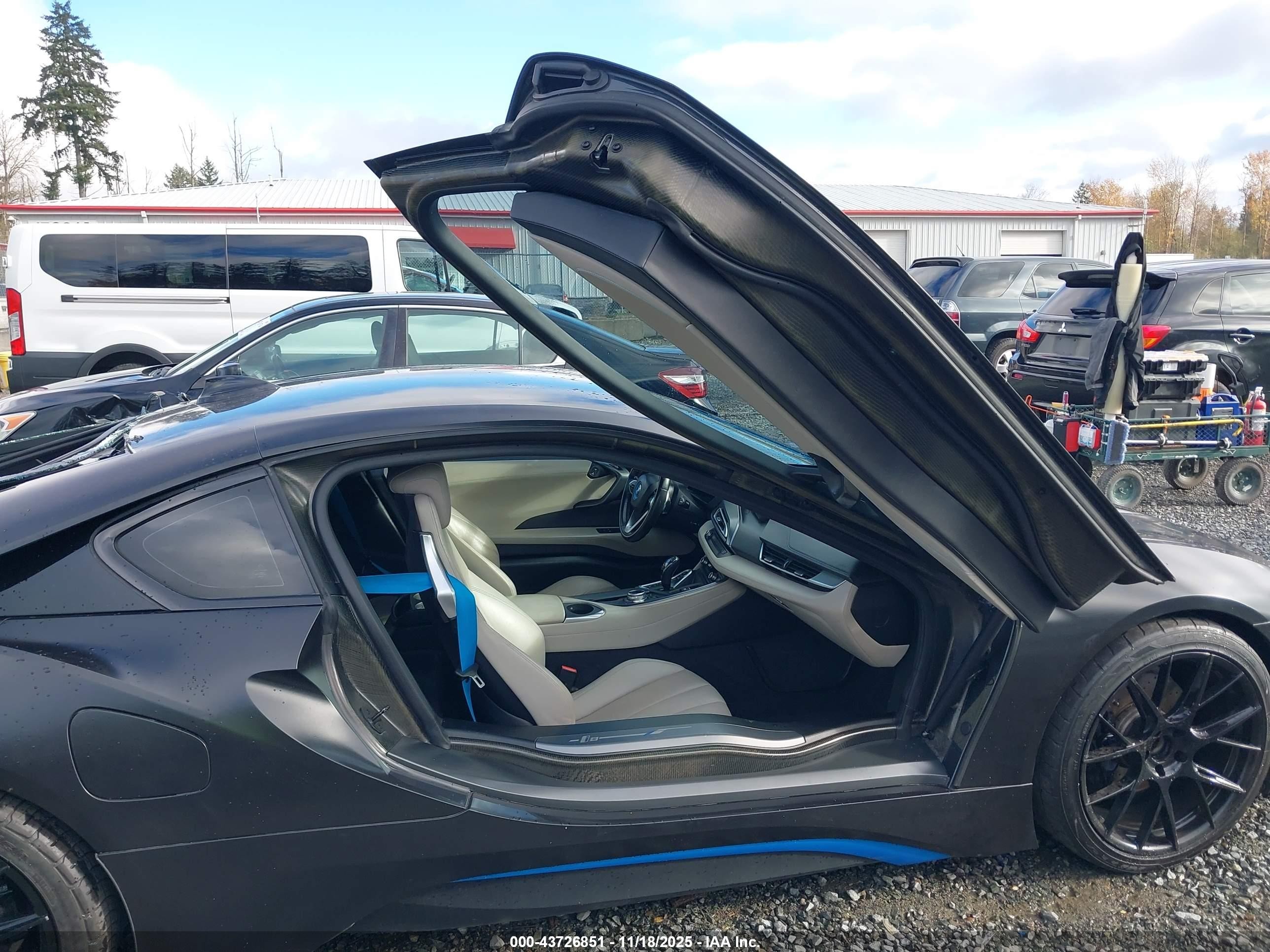 2014 Bmw I8   Black vin: WBY2Z2C54EVX64282