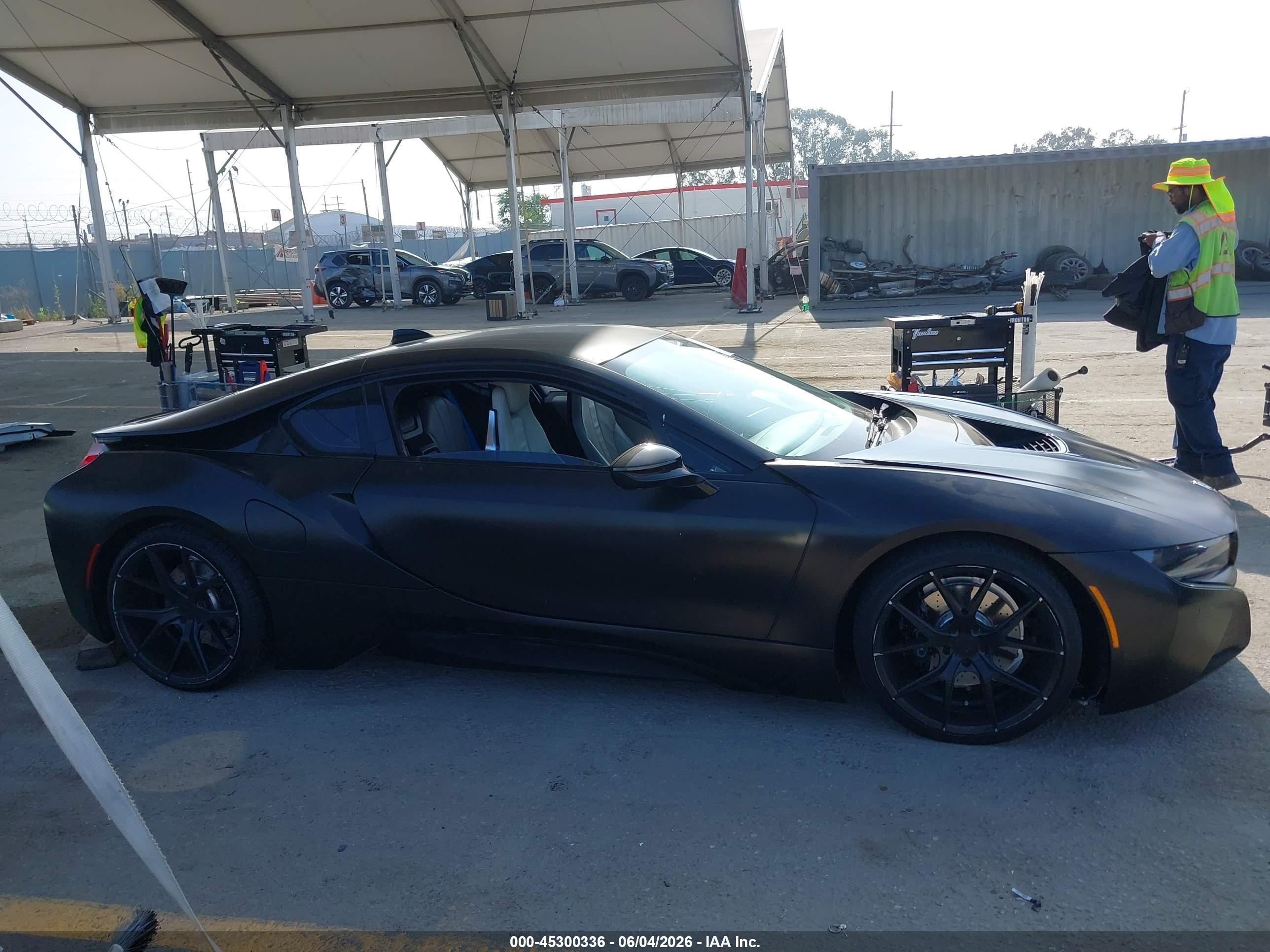 2014 Bmw I8   Black vin: WBY2Z2C55EVX64808