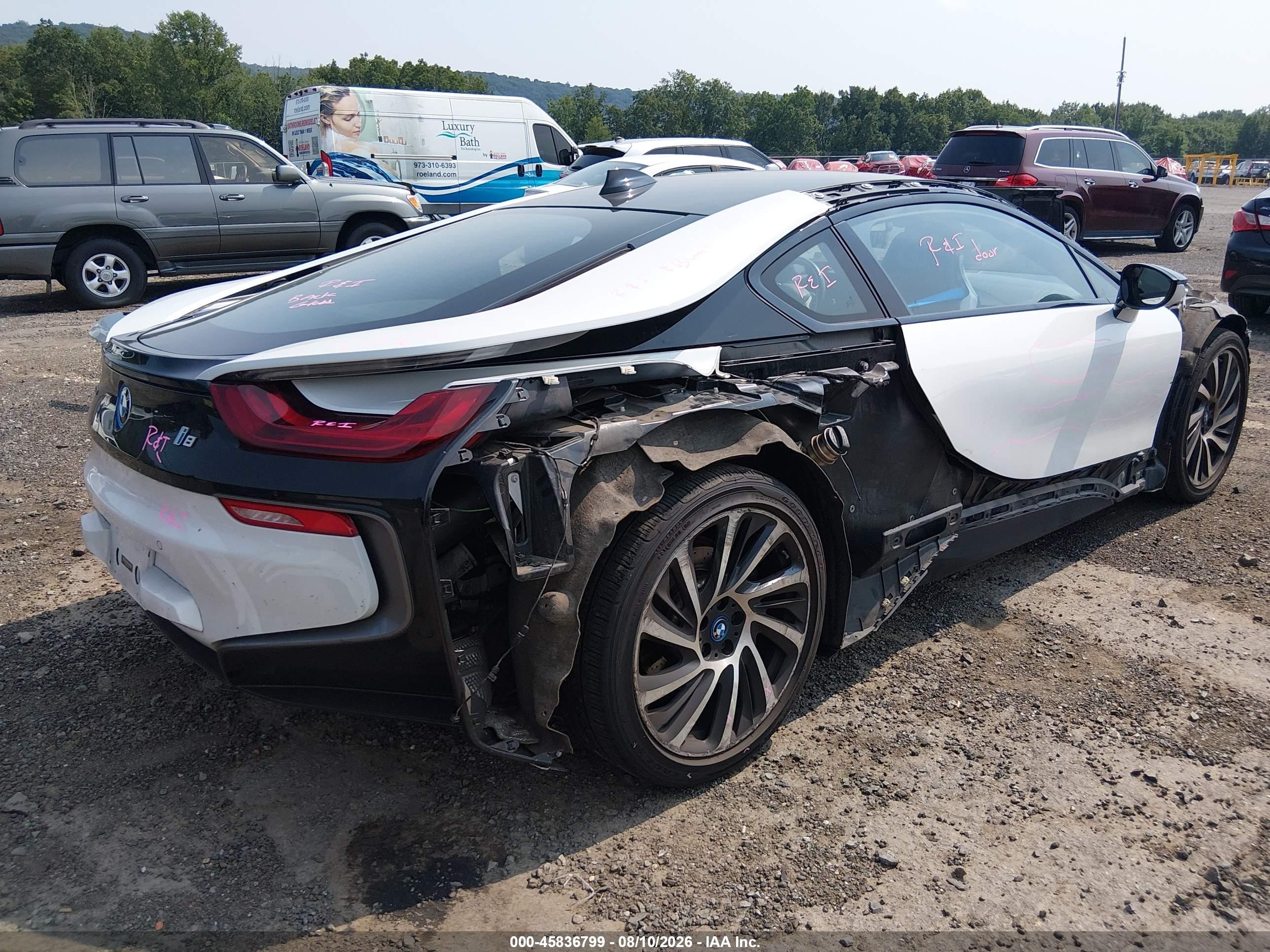 2015 Bmw I8 White vin: WBY2Z2C55FV674222