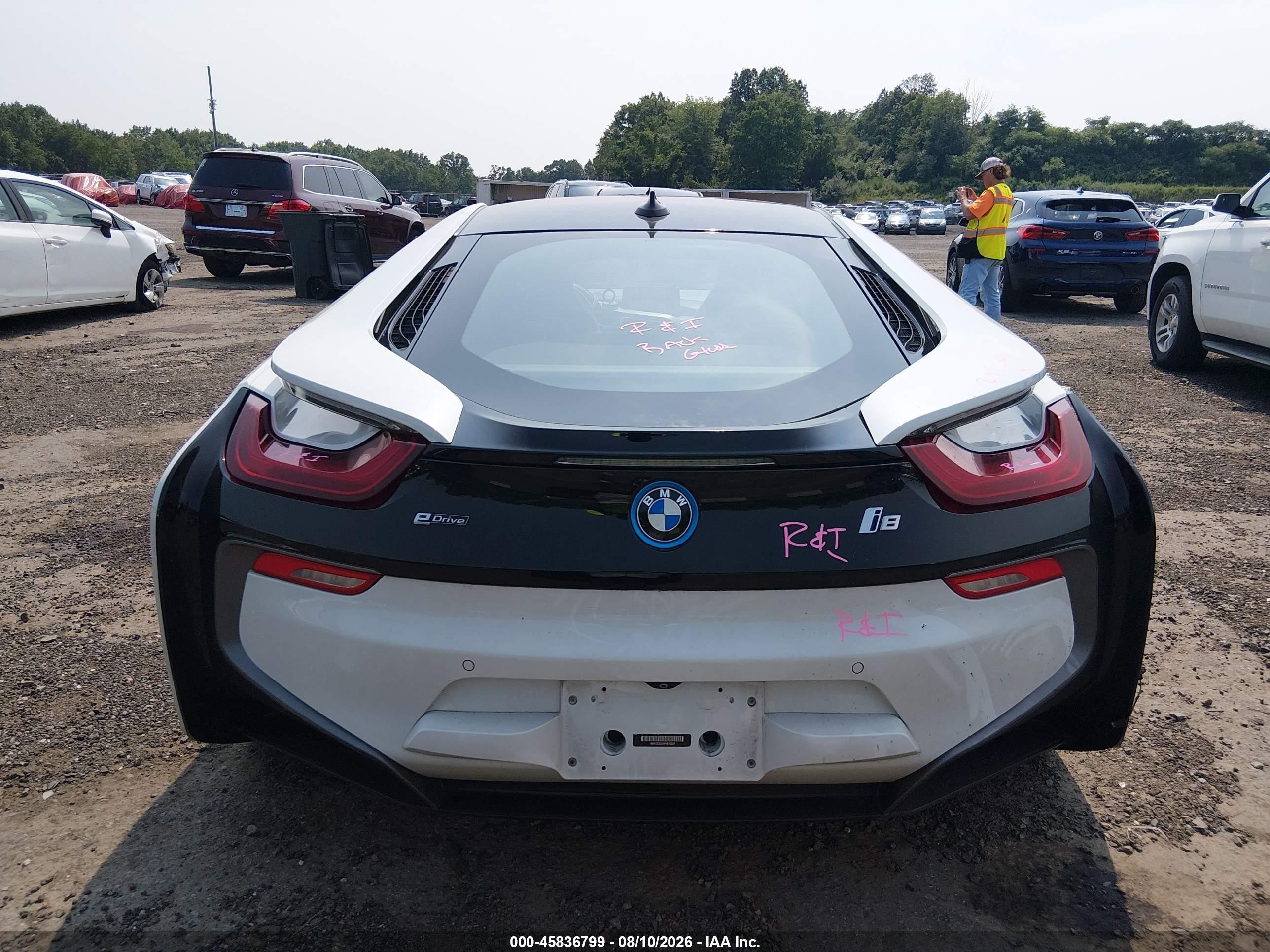 2015 Bmw I8 White vin: WBY2Z2C55FV674222