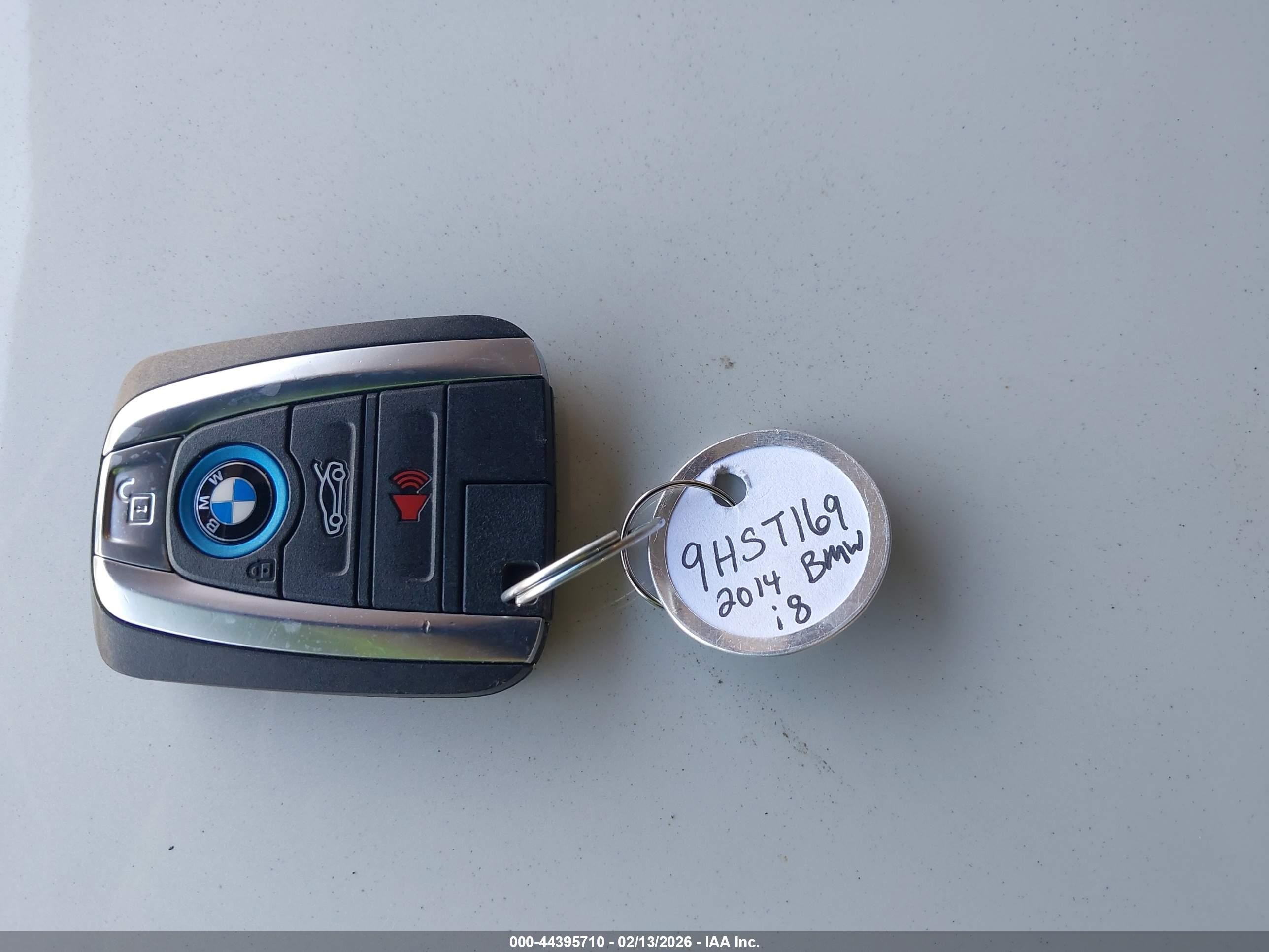 2014 Bmw I8   White vin: WBY2Z2C56EVX64879