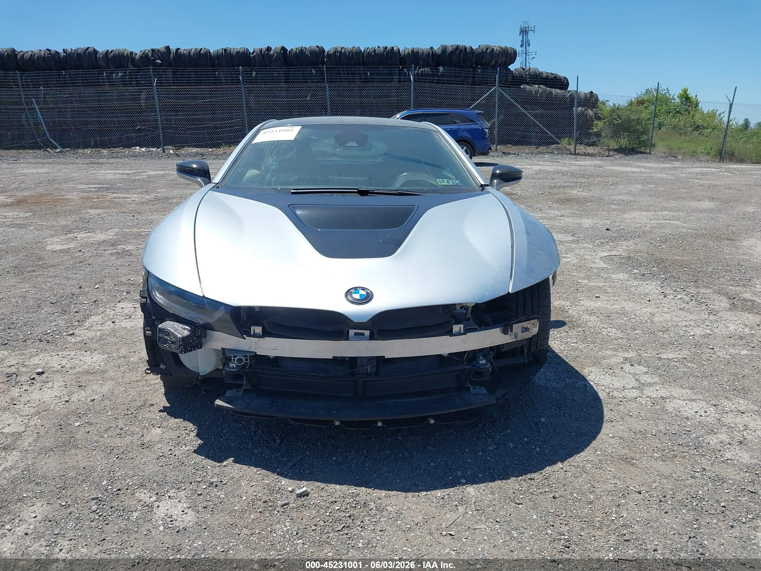 2015 Bmw I8 Silver vin: WBY2Z2C57FV391823