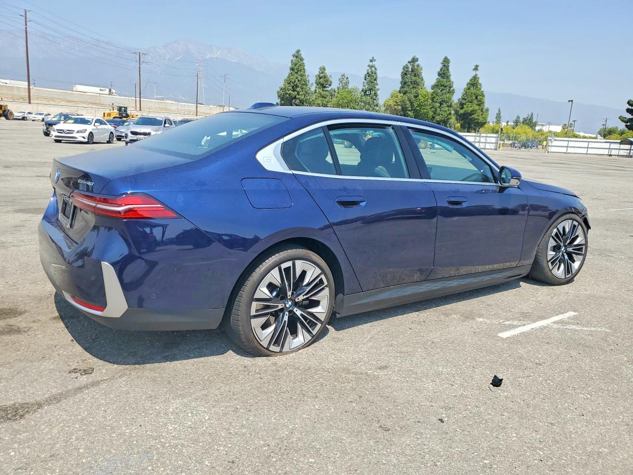 2024 Bmw I5 Edrive 40 Blue vin: WBY33FK06RCR56582