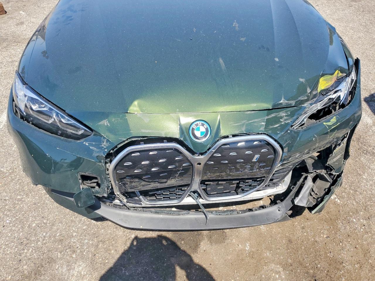 2024 Bmw I4 Edrive 35 Green vin: WBY43AW04RFT39696