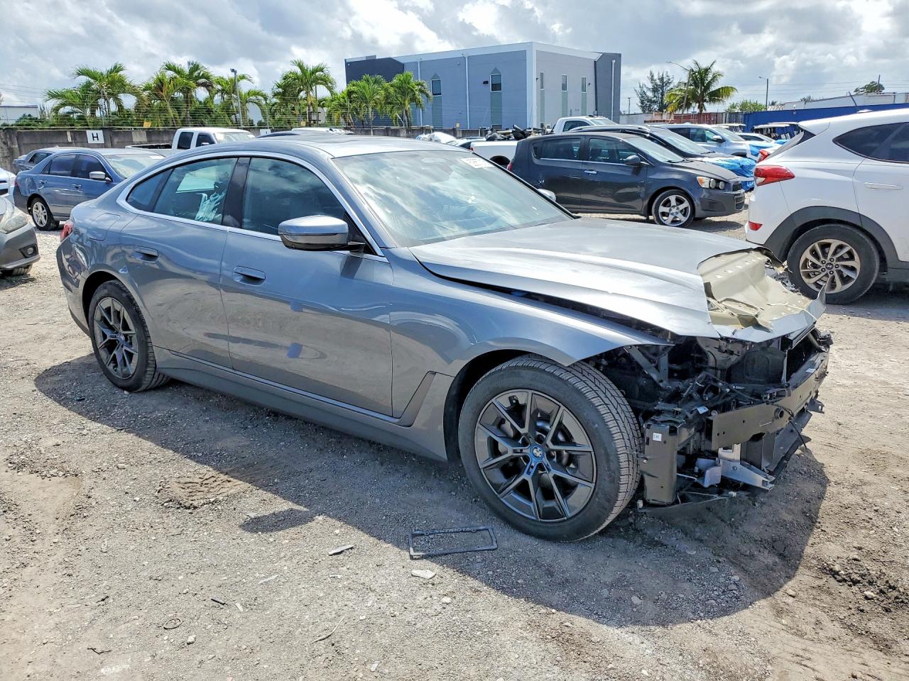 2024 Bmw I4 Edrive 35 Gray vin: WBY43AW05RFS76205