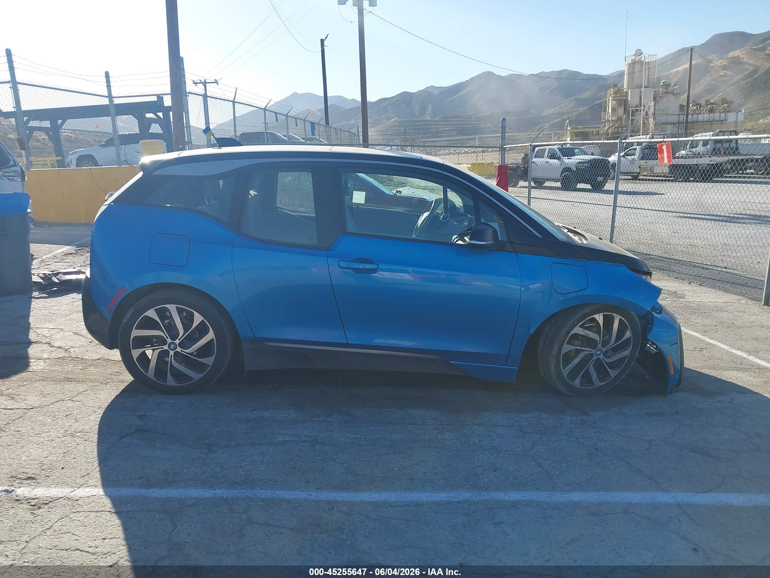 2018 Bmw I3 94ah W/range Extender Blue vin: WBY7Z4C55JVD97083