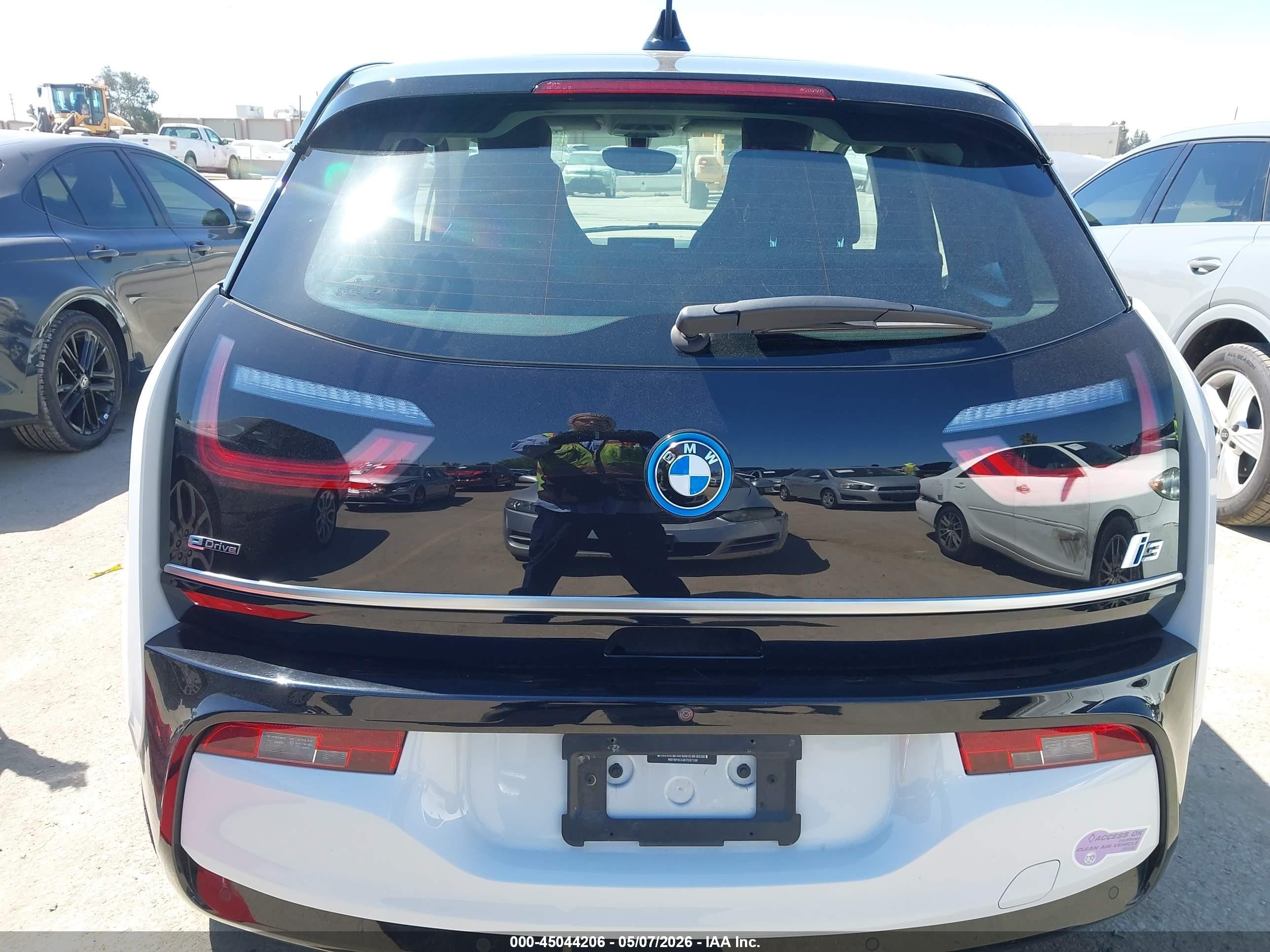 2019 Bmw I3 120ah W/range Extender Белый vin: WBY8P4C53K7D37108