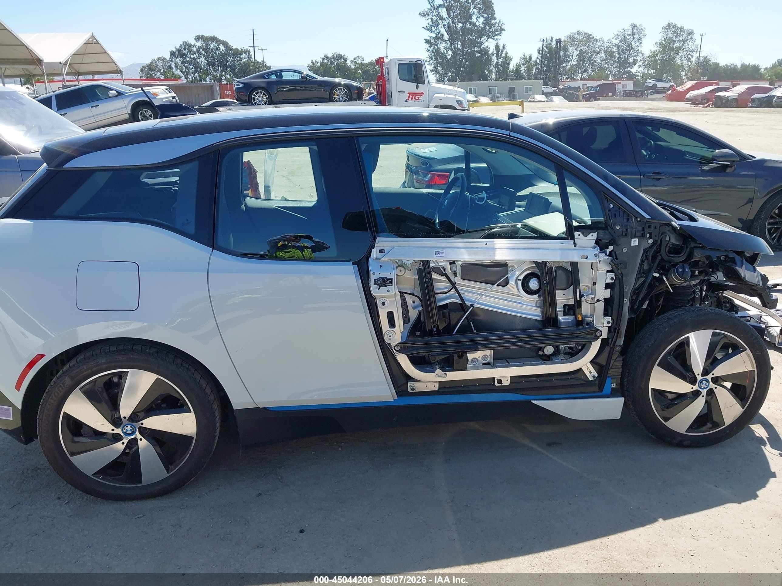 2019 Bmw I3 120ah W/range Extender Белый vin: WBY8P4C53K7D37108