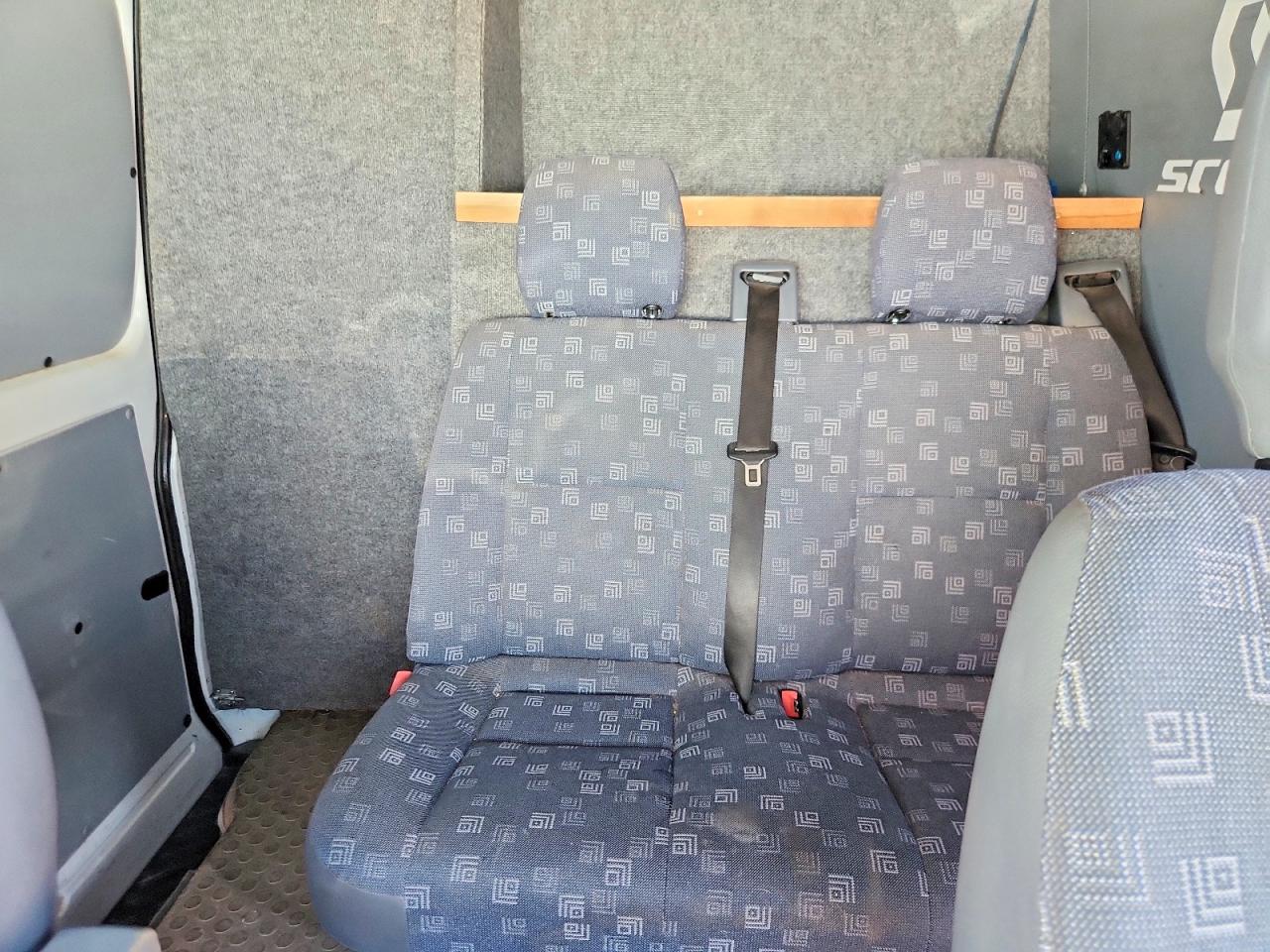 2006 Dodge Sprinter 2500 White vin: WD0PD644365934045