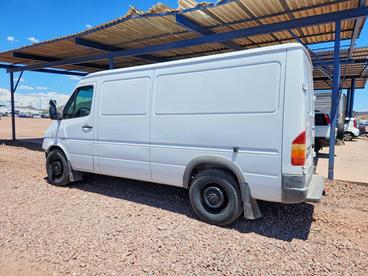 2006 Dodge Sprinter 2500 White vin: WD0PD644365934045