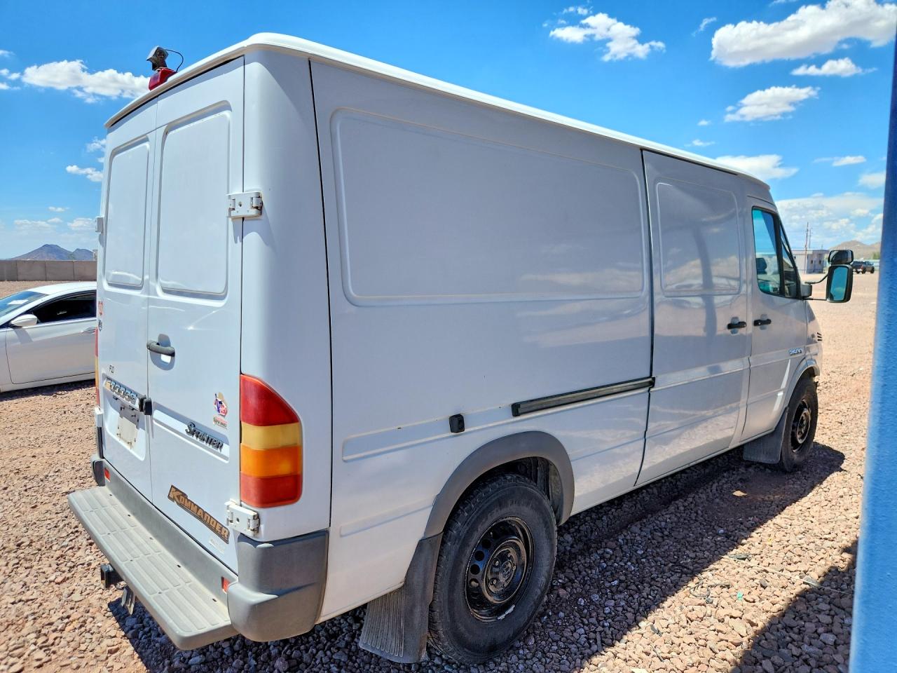 2006 Dodge Sprinter 2500 White vin: WD0PD644365934045