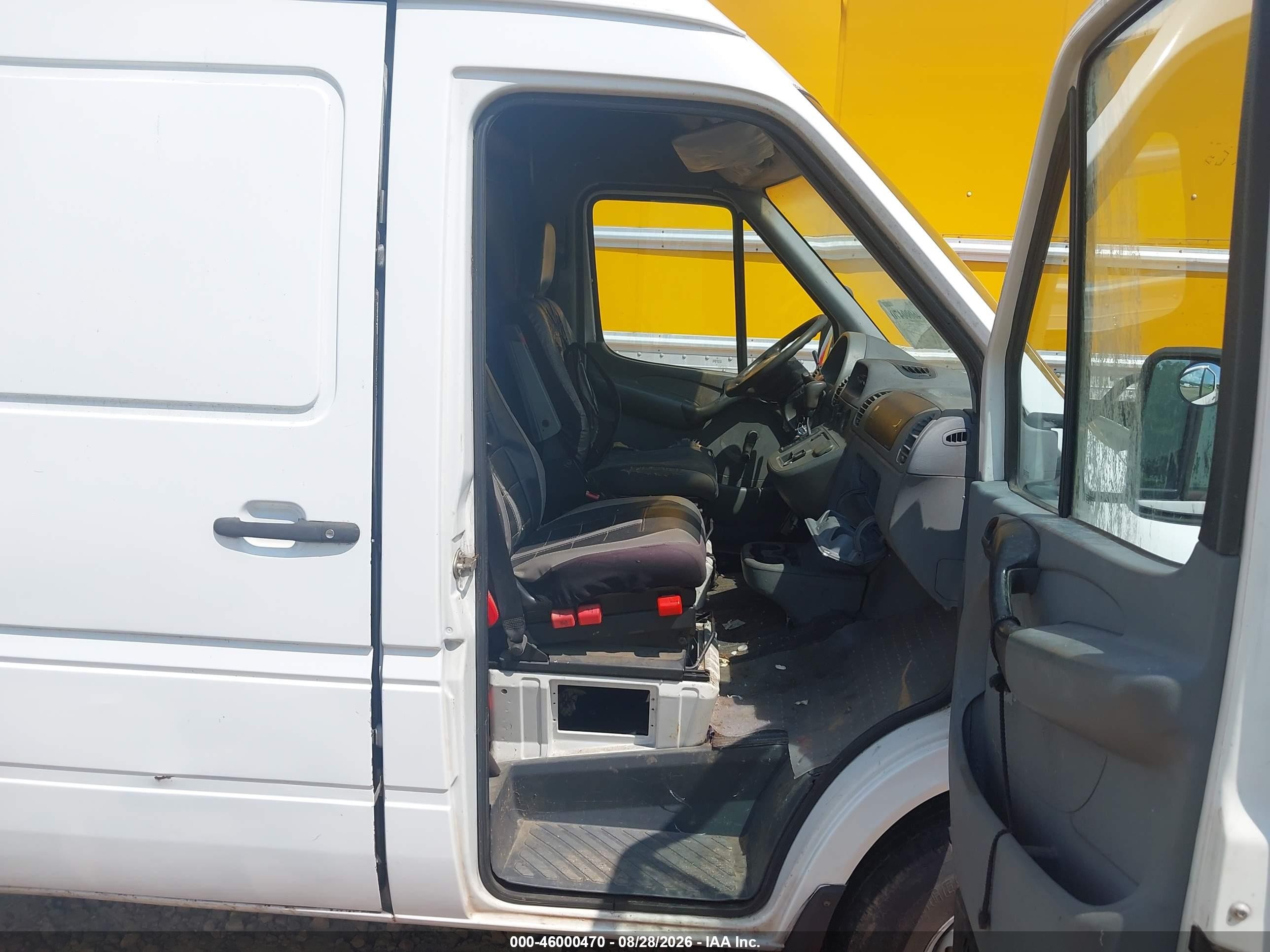 2006 Dodge Sprinter Van 2500 Shc White vin: WD0PD744365961221