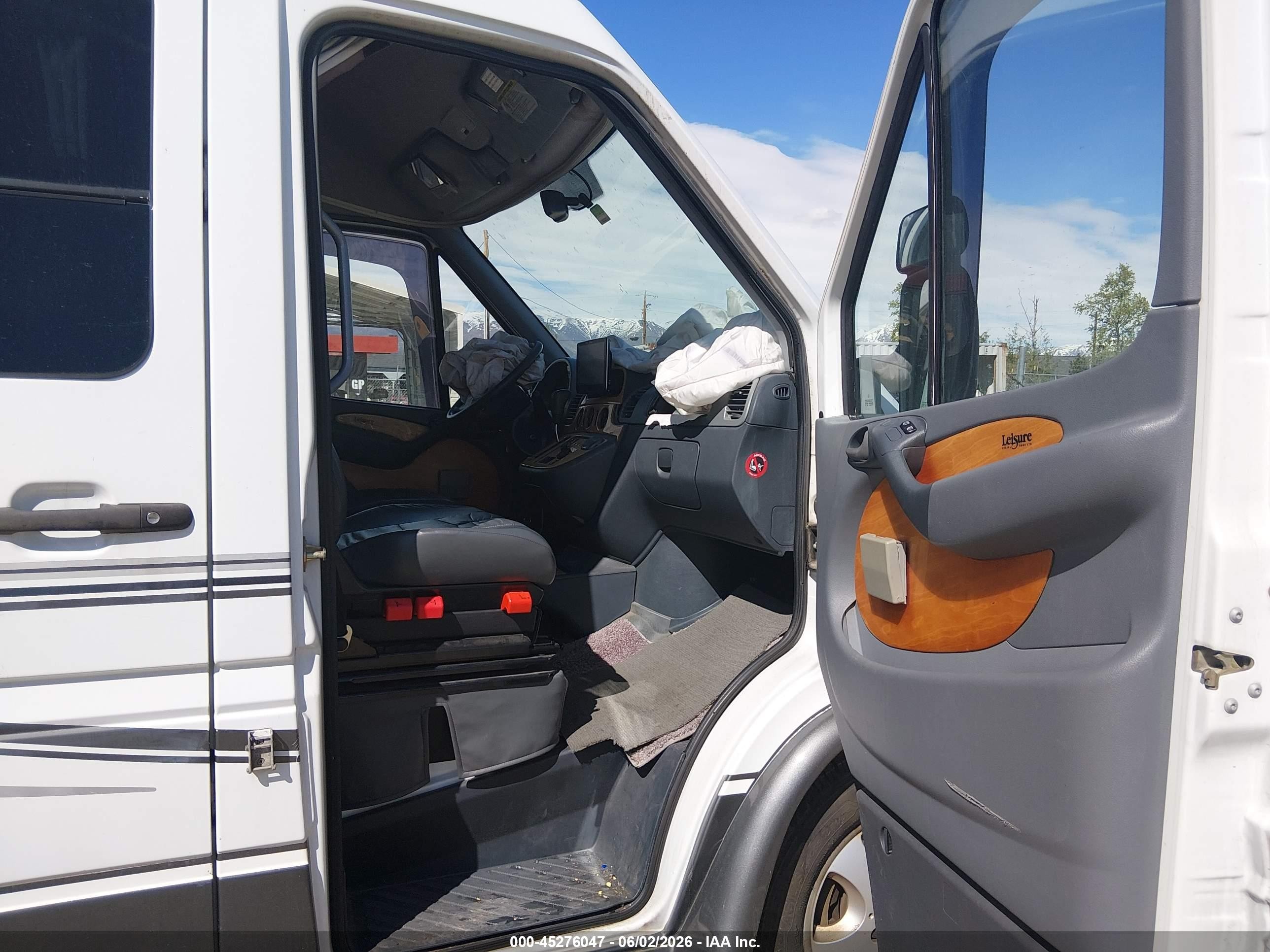 2006 Dodge Sprinter Van 2500 Shc Белый vin: WD0PD744465968095