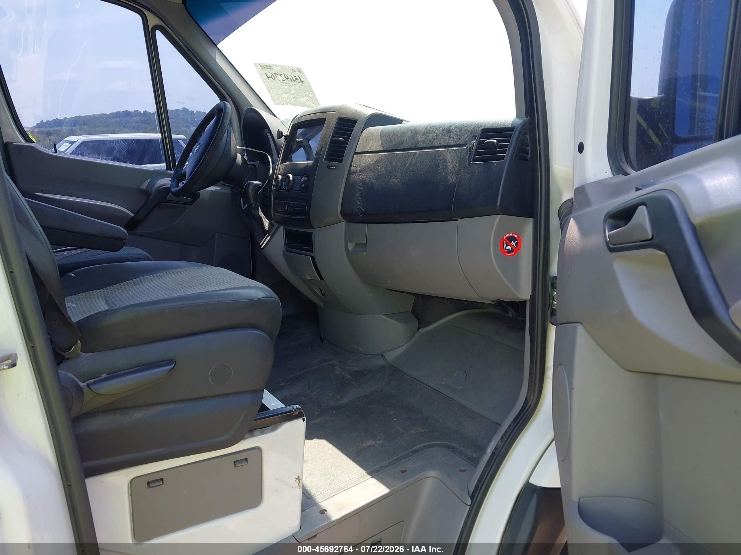 2007 Dodge Sprinter Van 2500   White vin: WD0PE745075195794