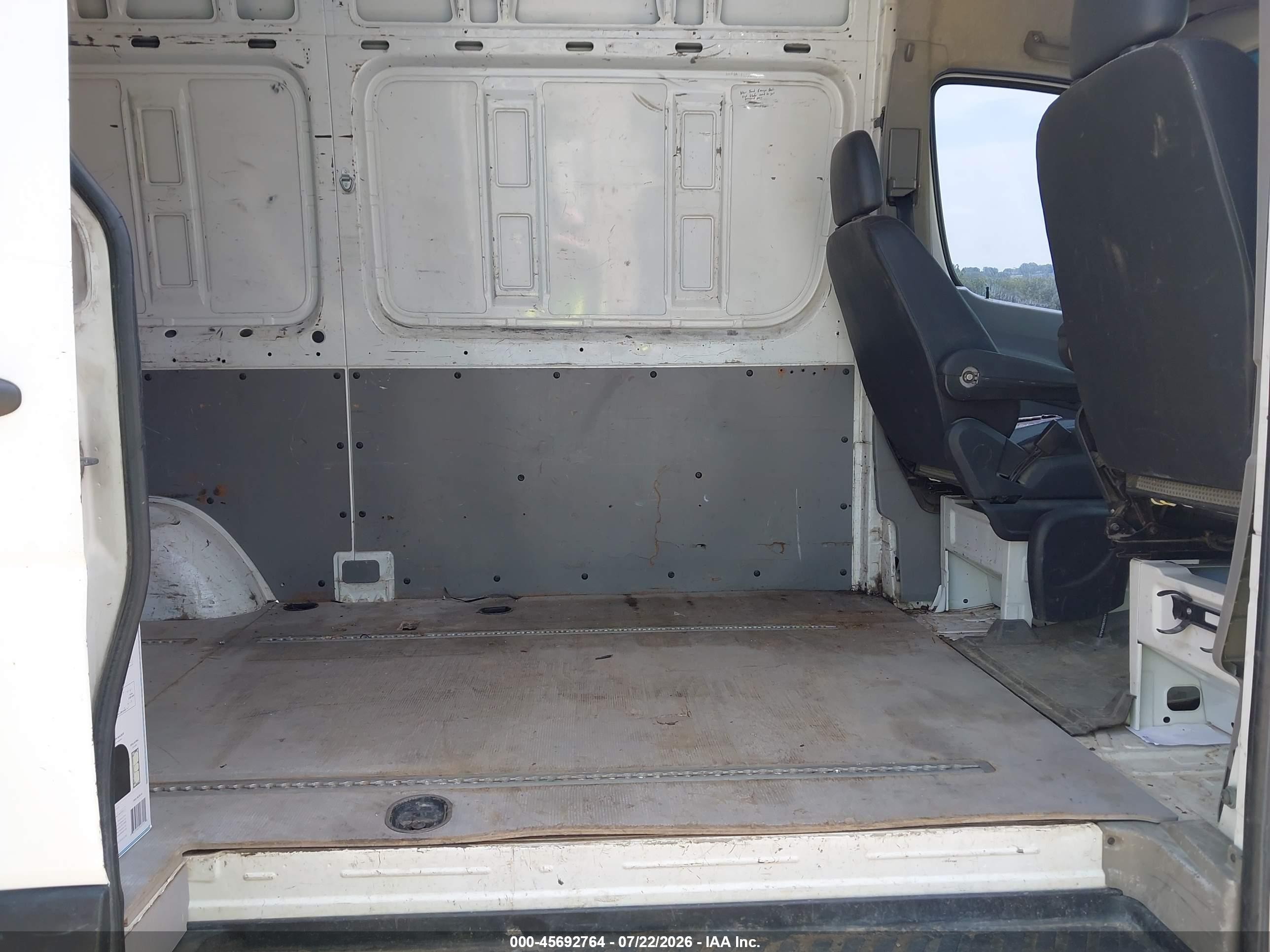 2007 Dodge Sprinter Van 2500   White vin: WD0PE745075195794