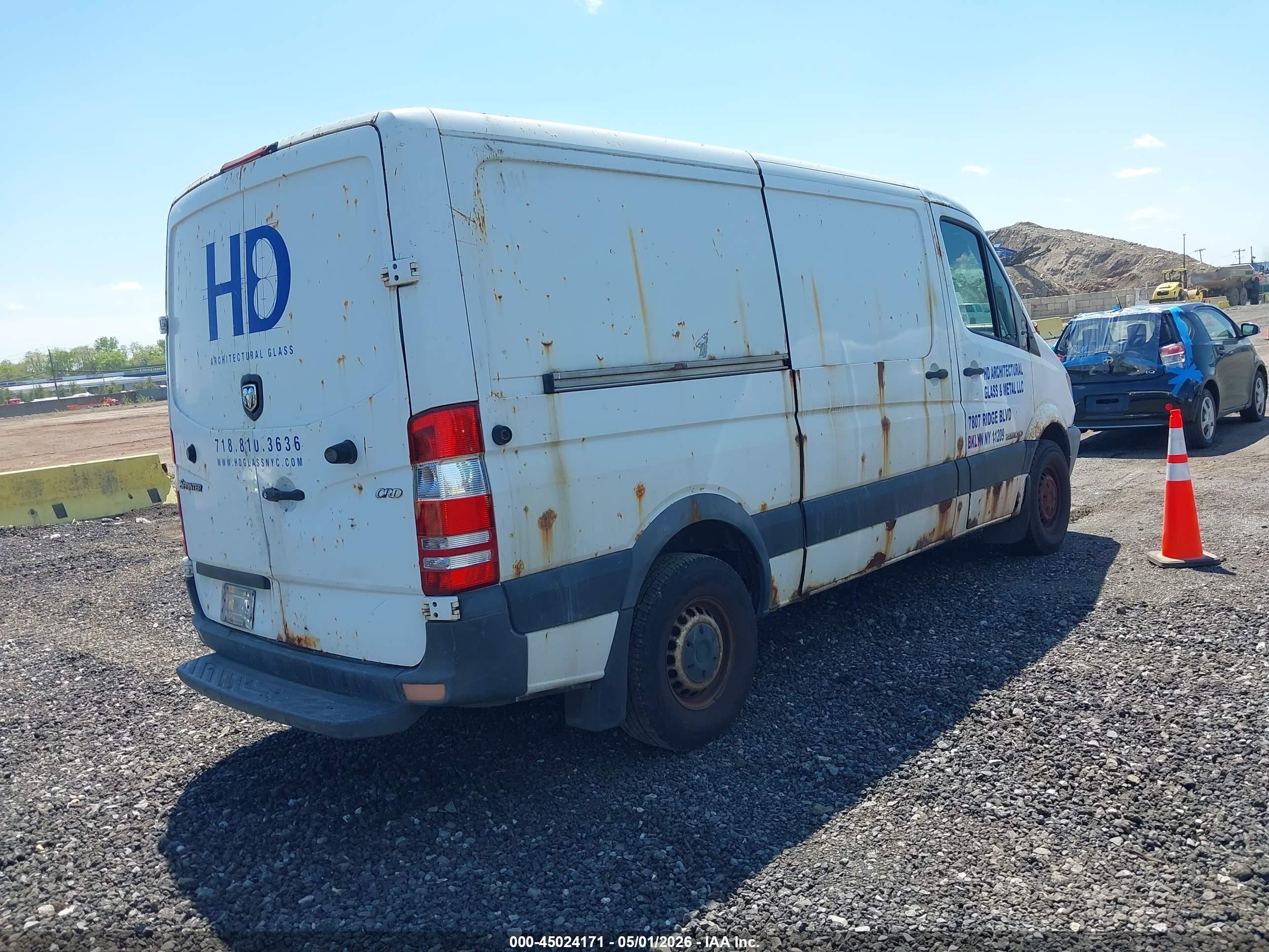 2007 Dodge Sprinter Van 2500   White vin: WD0PE745075210987