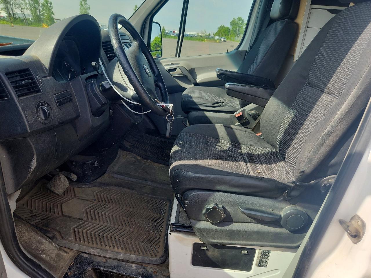 2007 Dodge Sprinter 2500 White vin: WD0PE745375154706