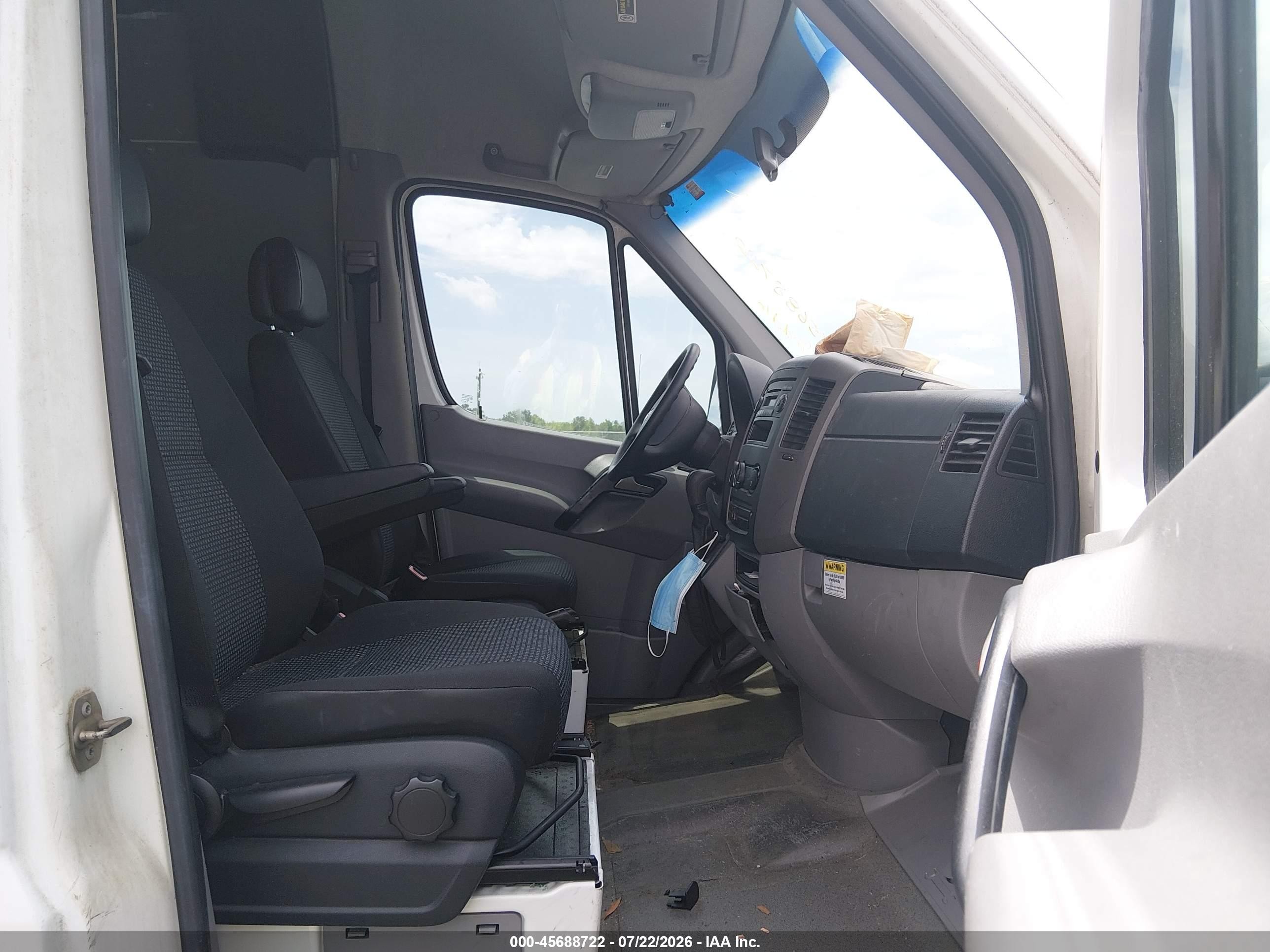 2007 Dodge Sprinter Van 2500   White vin: WD0PE745875208968