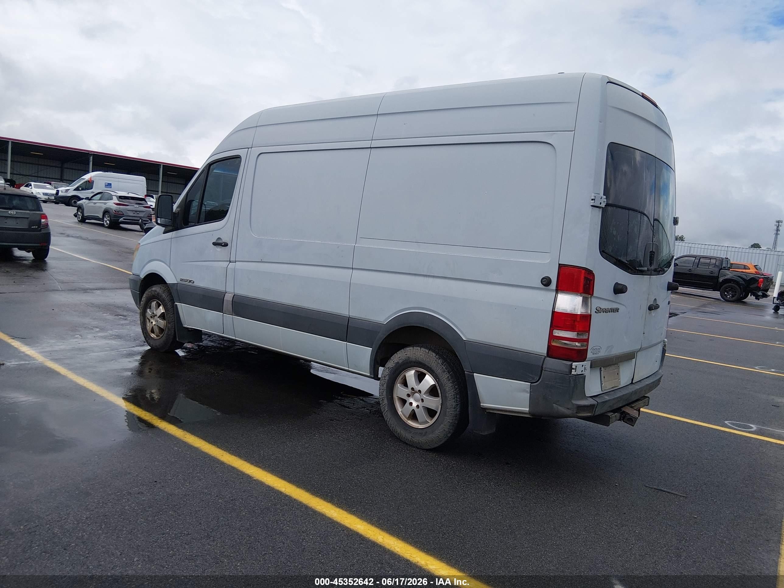 2008 Dodge Sprinter Van 2500   Light Blue vin: WD0PE745X85305249