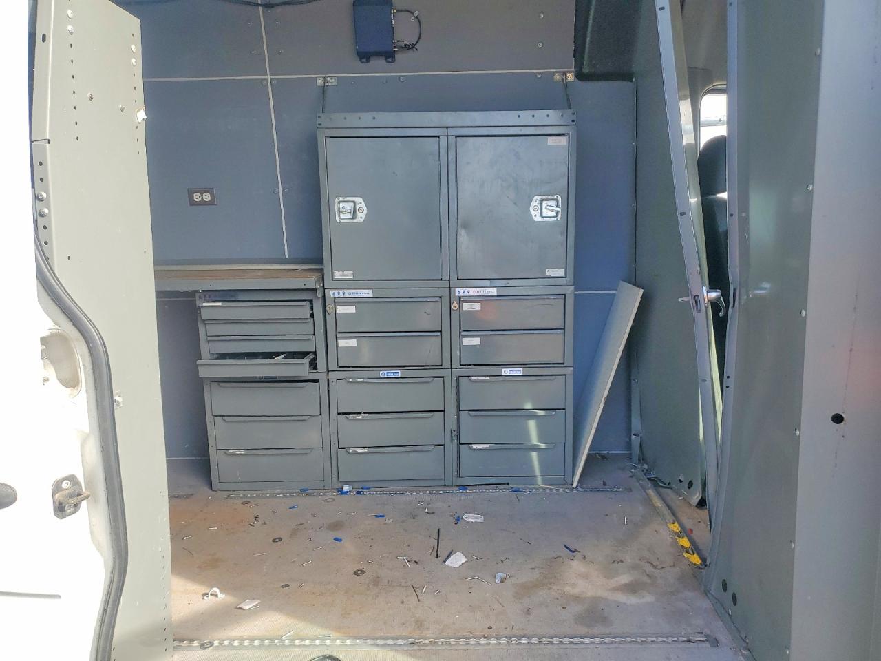 2008 Dodge Sprinter 2500 White vin: WD0PE845285237518