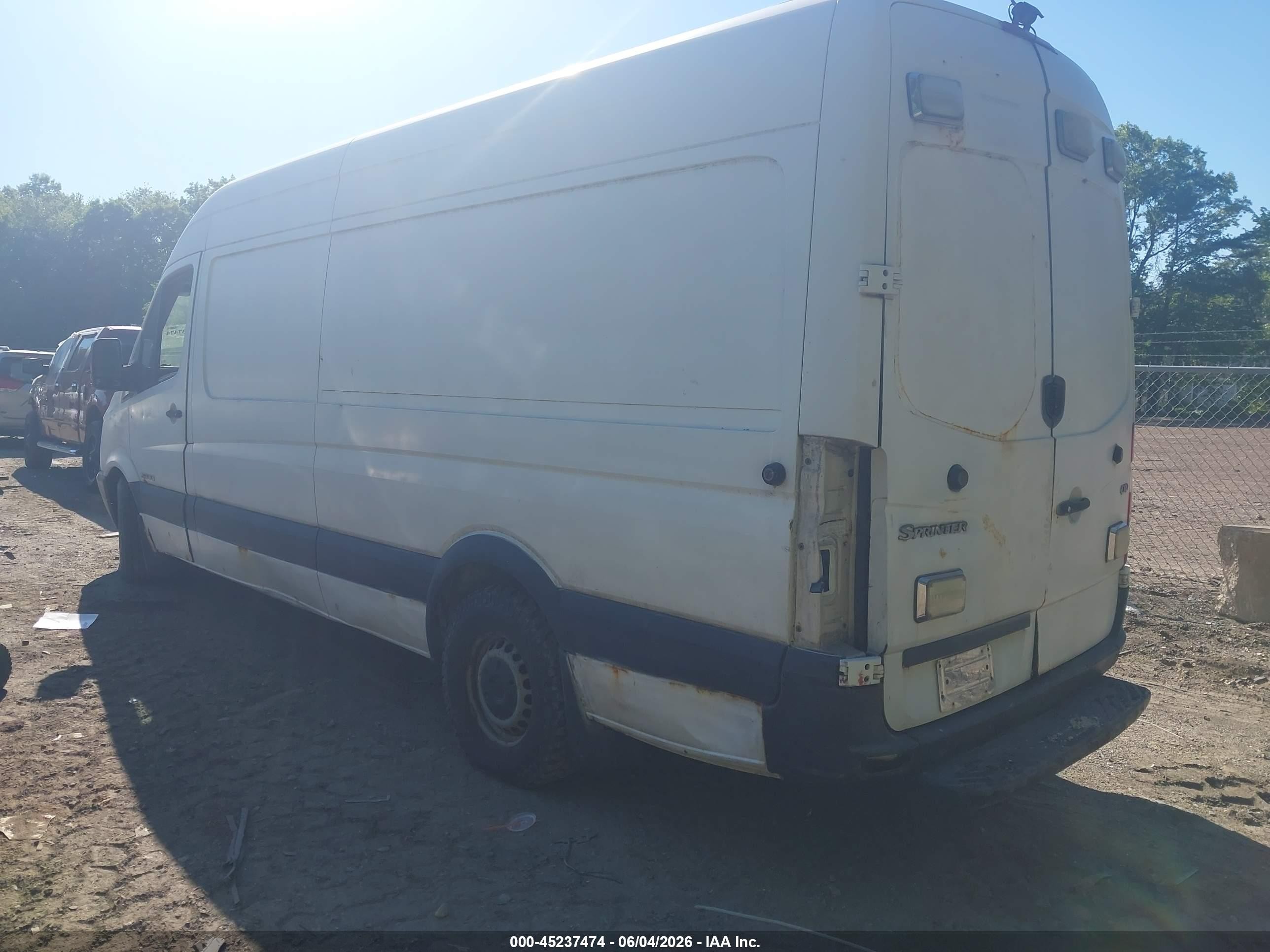 2008 Dodge Sprinter Van 2500 High Roof Белый vin: WD0PE845385262914