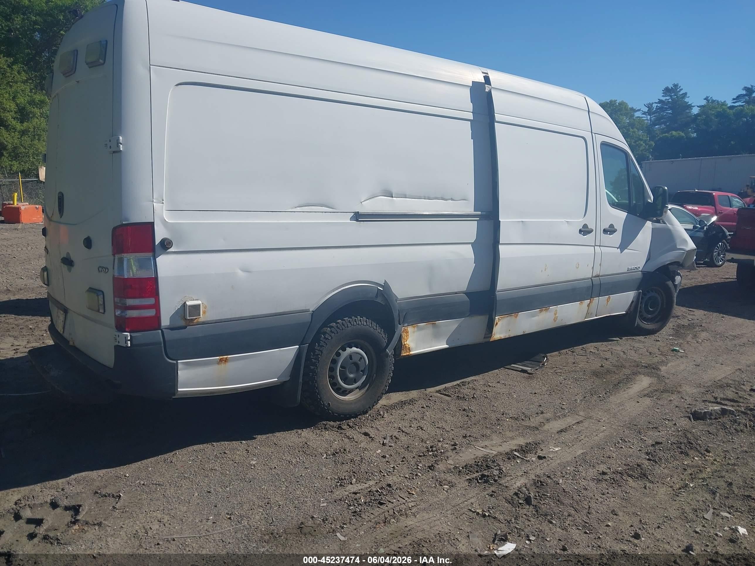 2008 Dodge Sprinter Van 2500 High Roof Белый vin: WD0PE845385262914