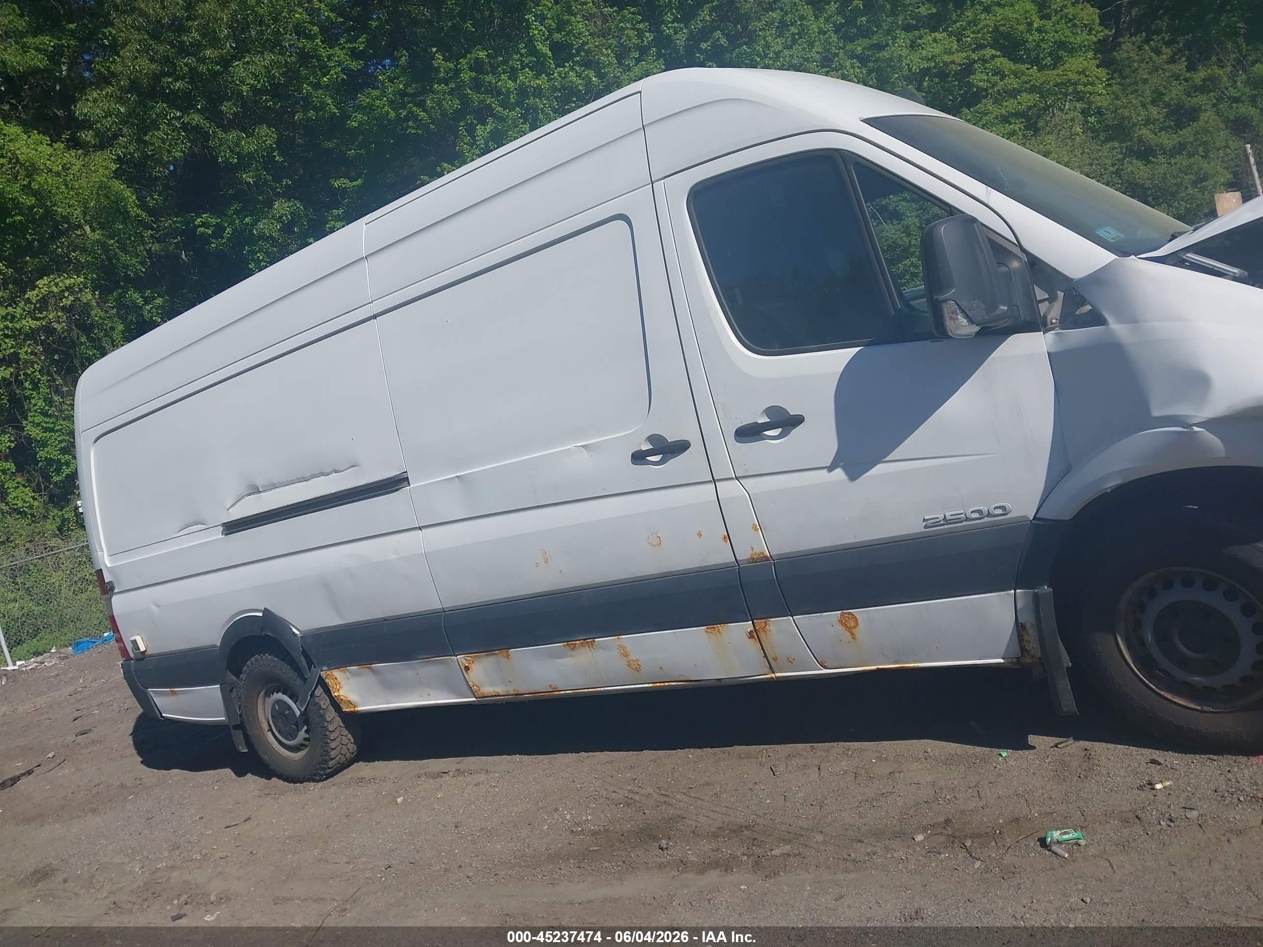2008 Dodge Sprinter Van 2500 High Roof Белый vin: WD0PE845385262914
