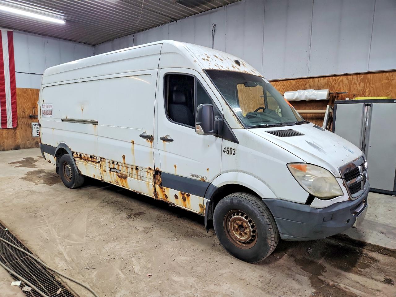 2007 Dodge Sprinter 2500 White vin: WD0PE845675183705