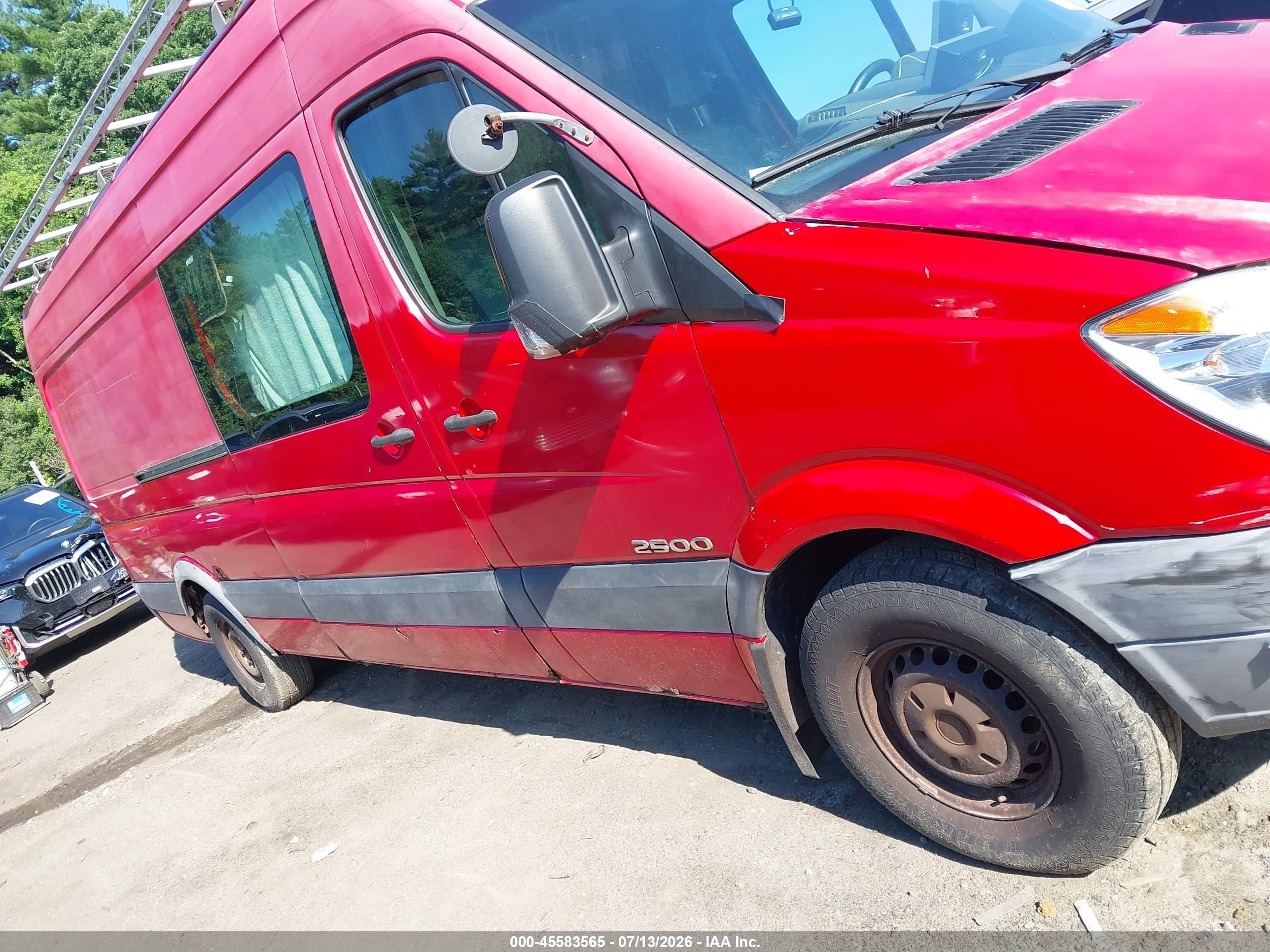 2007 Dodge Sprinter Van 2500 High Roof Красный vin: WD0PE845675196485