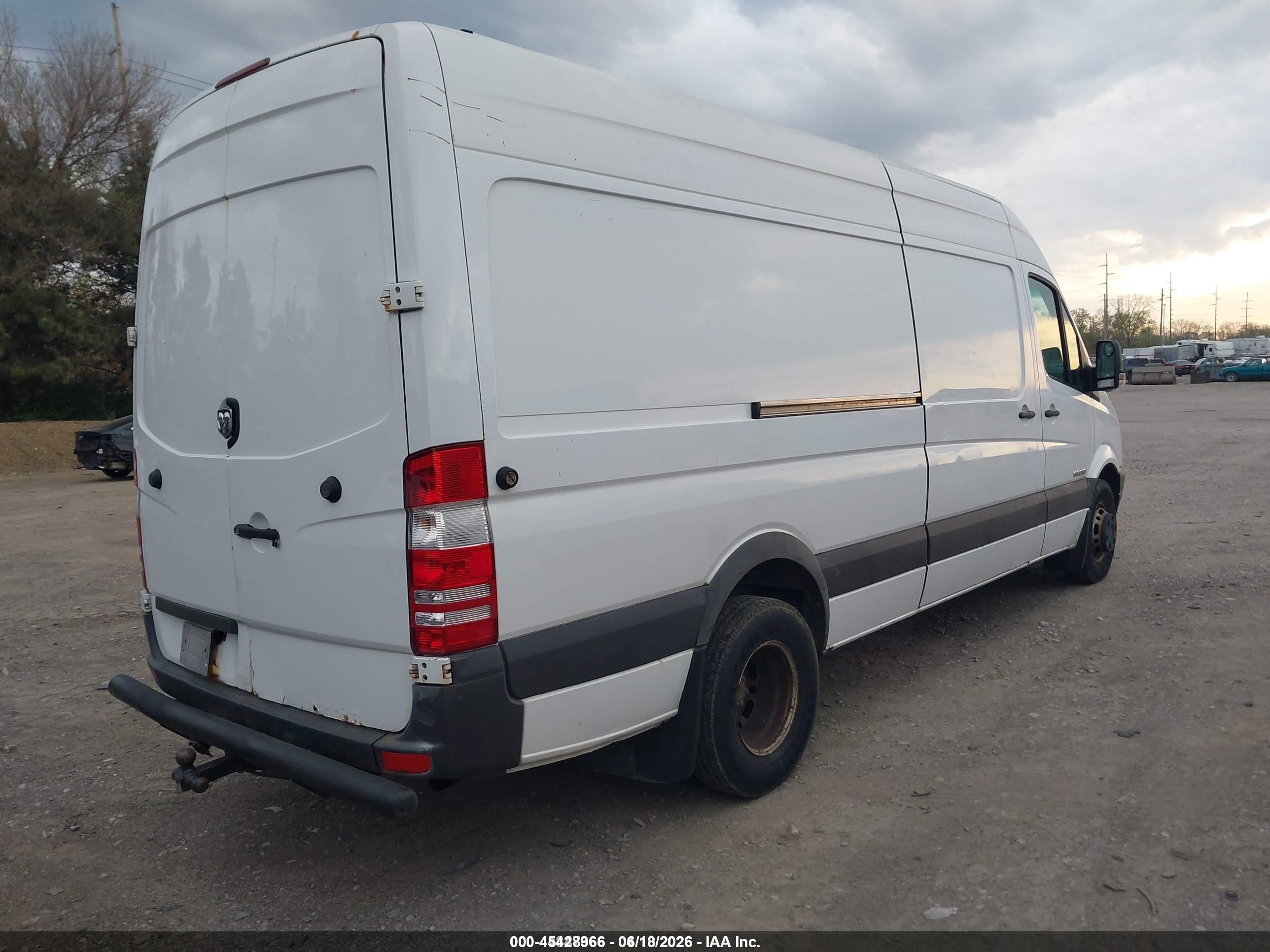 2007 Dodge Sprinter Van 3500 High Roof White vin: WD0PF145275218373