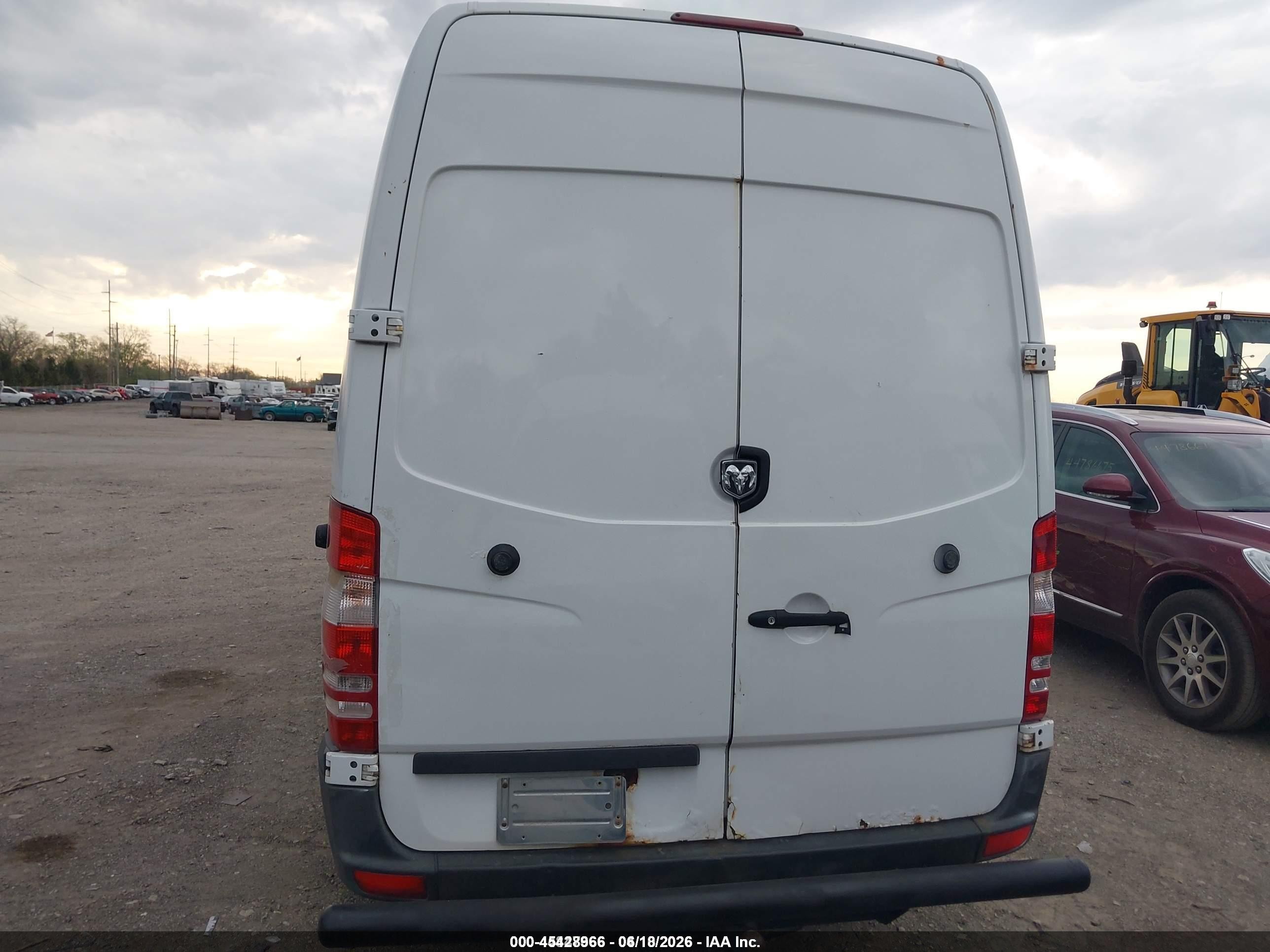2007 Dodge Sprinter Van 3500 High Roof White vin: WD0PF145275218373