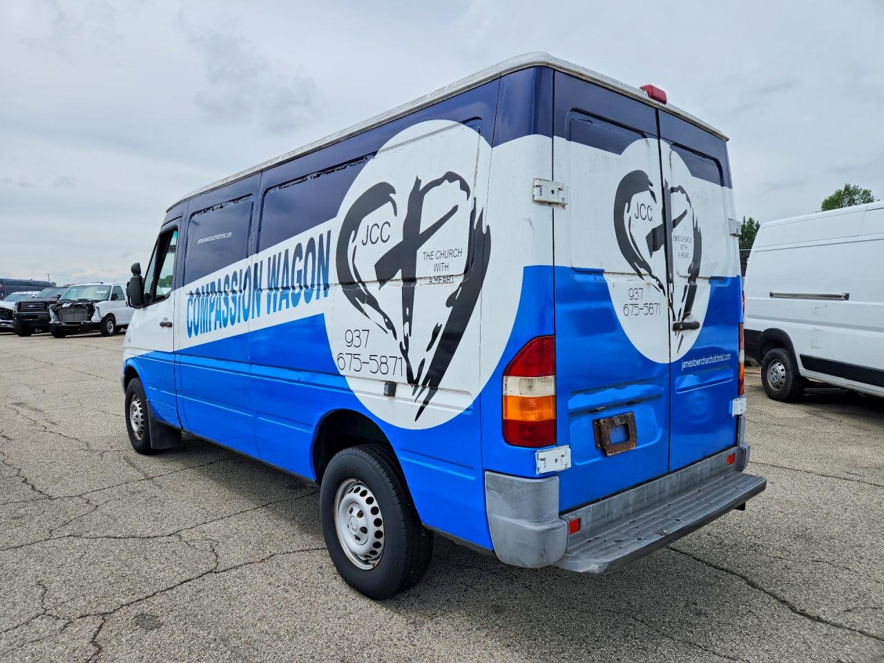 2004 Dodg Sprinter 2 Двухцветный vin: WD2PD643945596405