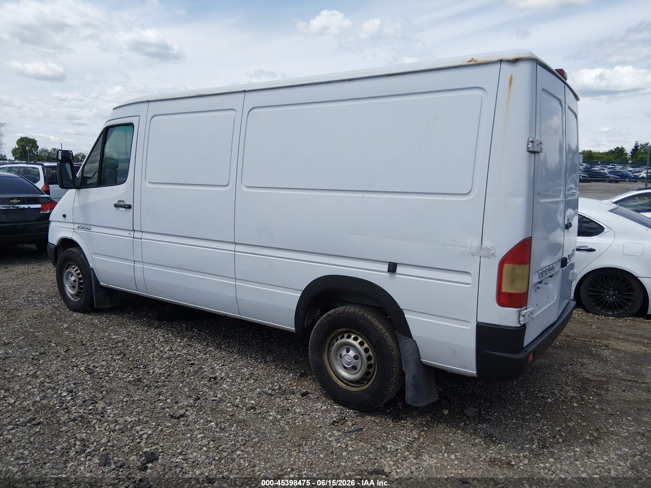 2005 Dodge Sprinter   Белый vin: WD2PD644755761121