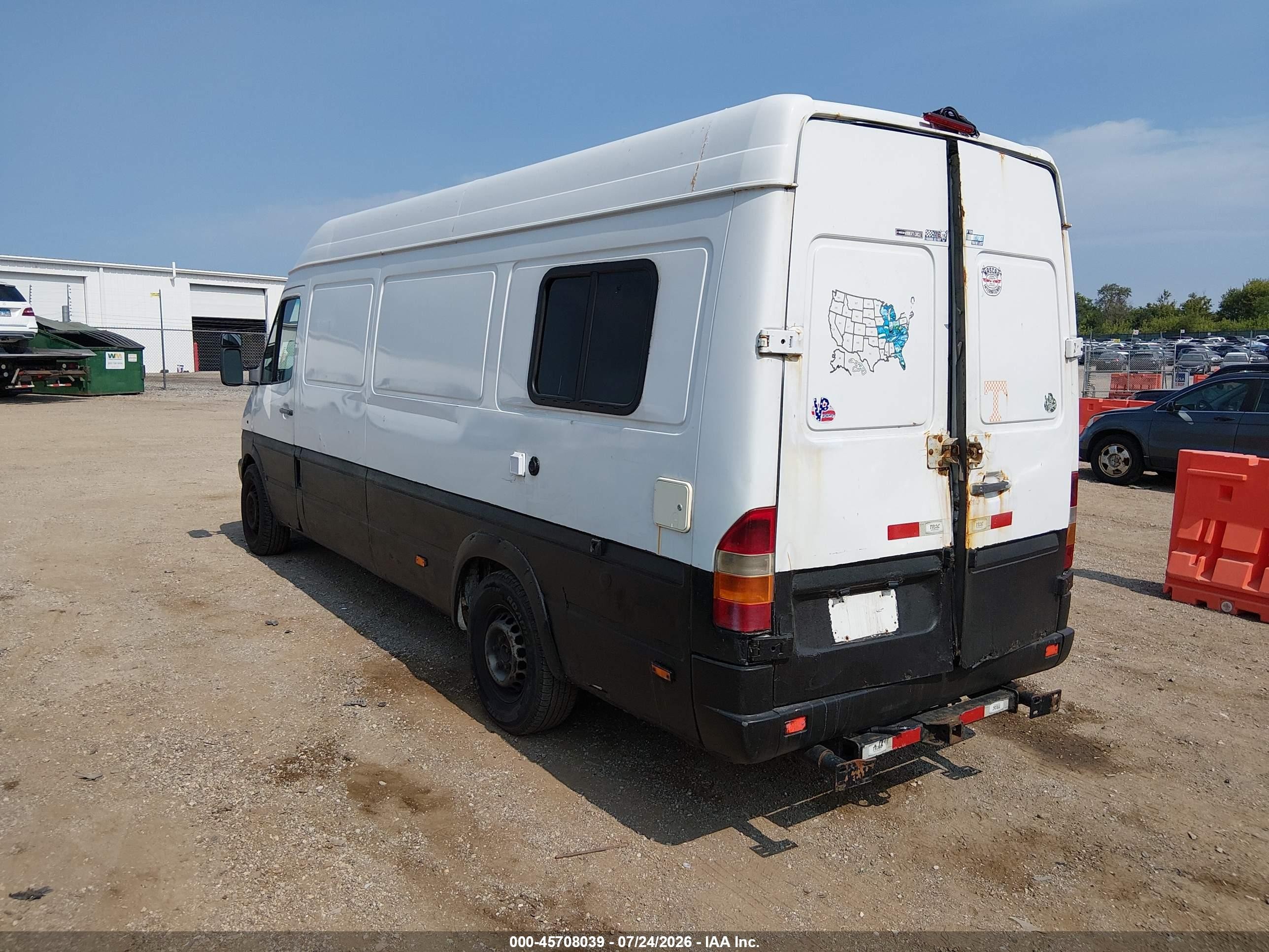 2004 Dodge Sprinter Van 2500 High Roof White vin: WD2PD744945685132