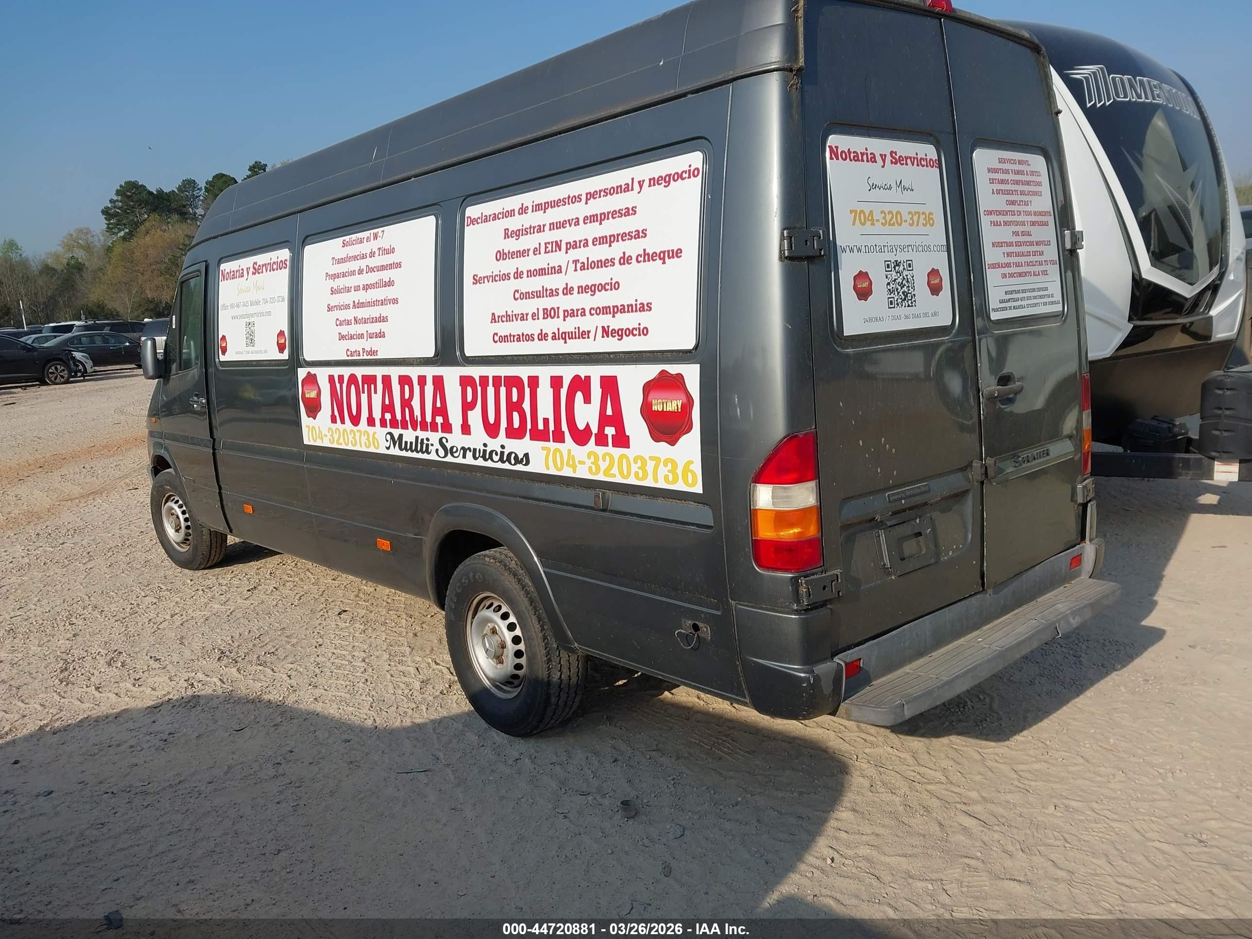 2002 Freightliner Sprinter 2500 Gray vin: WD2YD741025374597