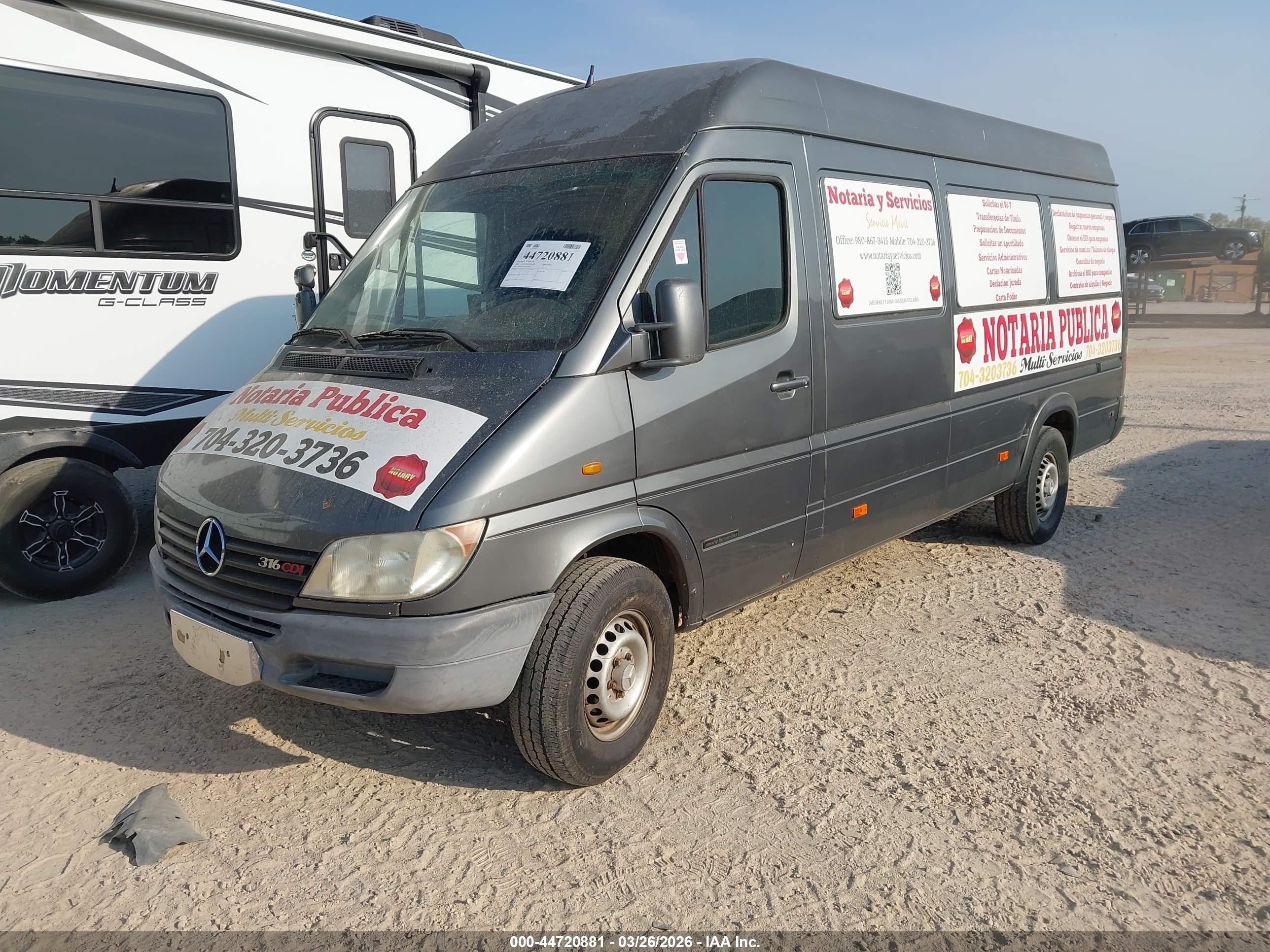 2002 Freightliner Sprinter 2500 Gray vin: WD2YD741025374597