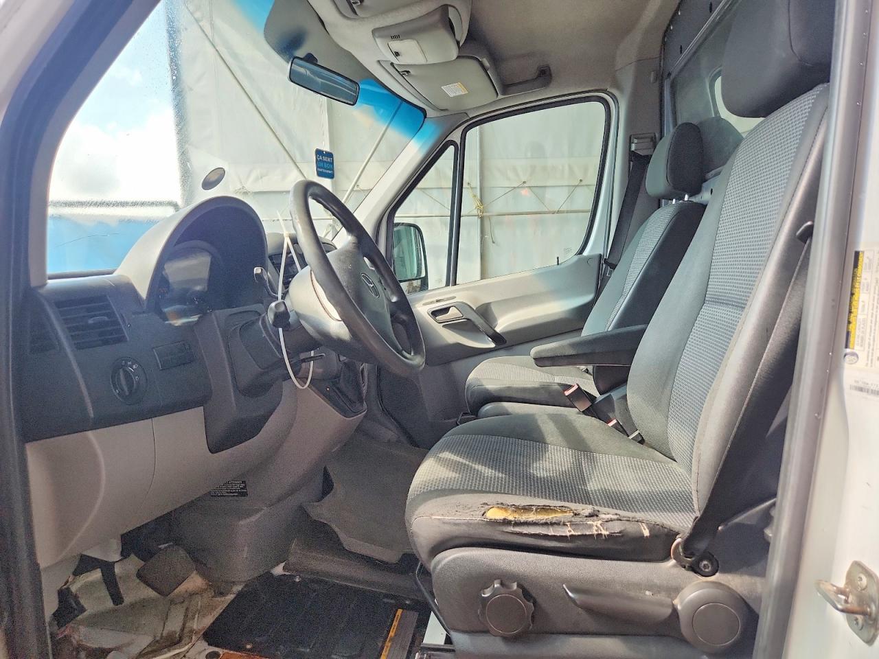 2013 Mercedes-benz Sprinter 2500 White vin: WD3BE7CC2D5734795