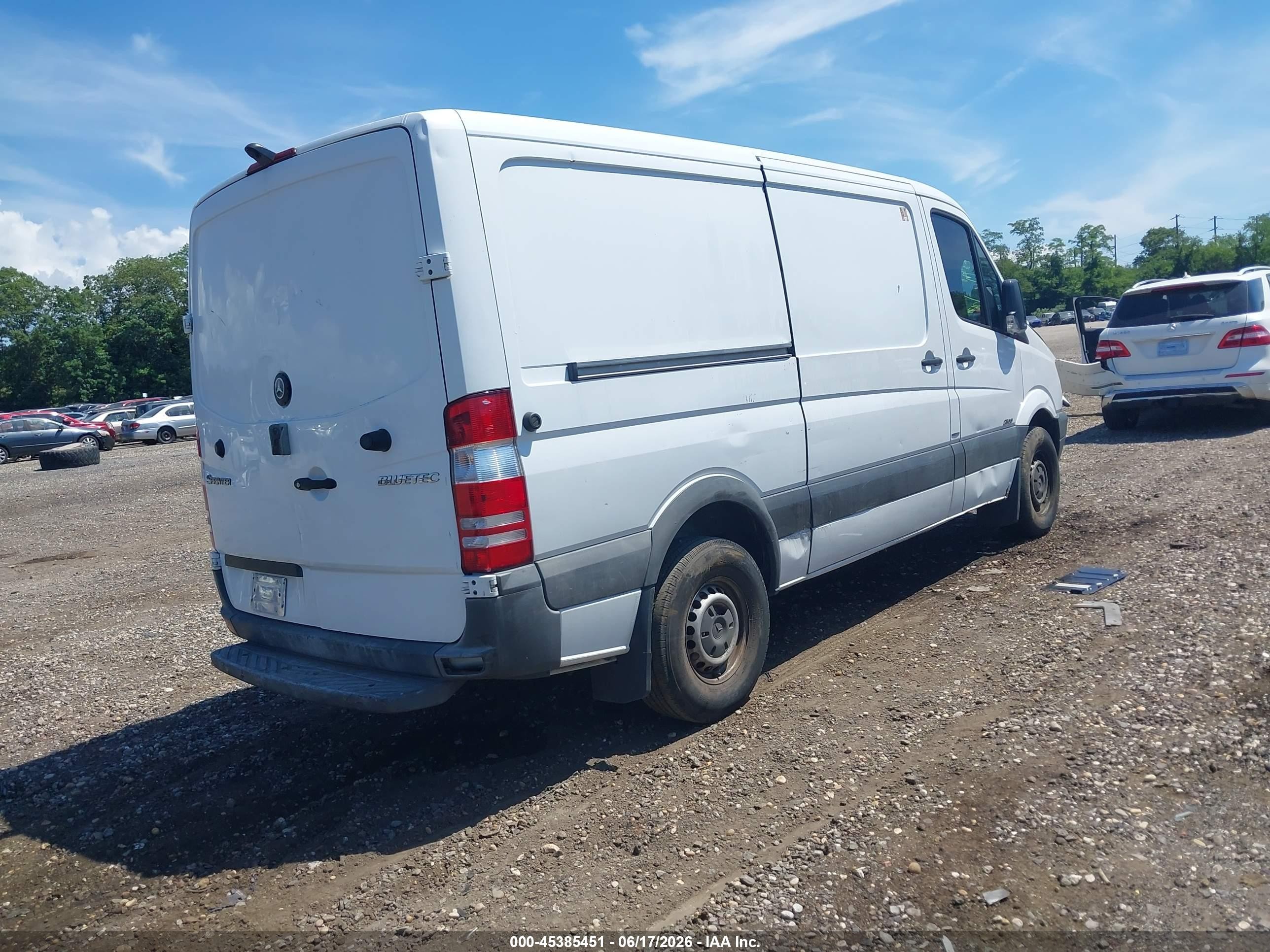 2011 Mercedes-benz Sprinter 2500 Normal Roof White vin: WD3PE7CC0B5557490