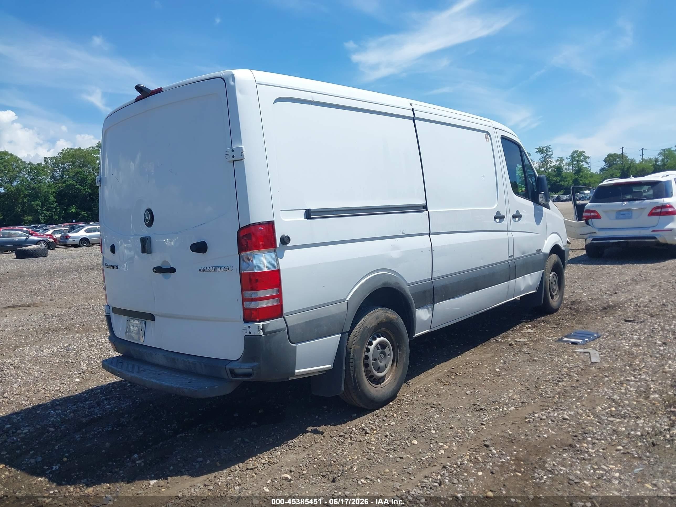 2011 Mercedes-benz Sprinter 2500 Normal Roof White vin: WD3PE7CC0B5557490