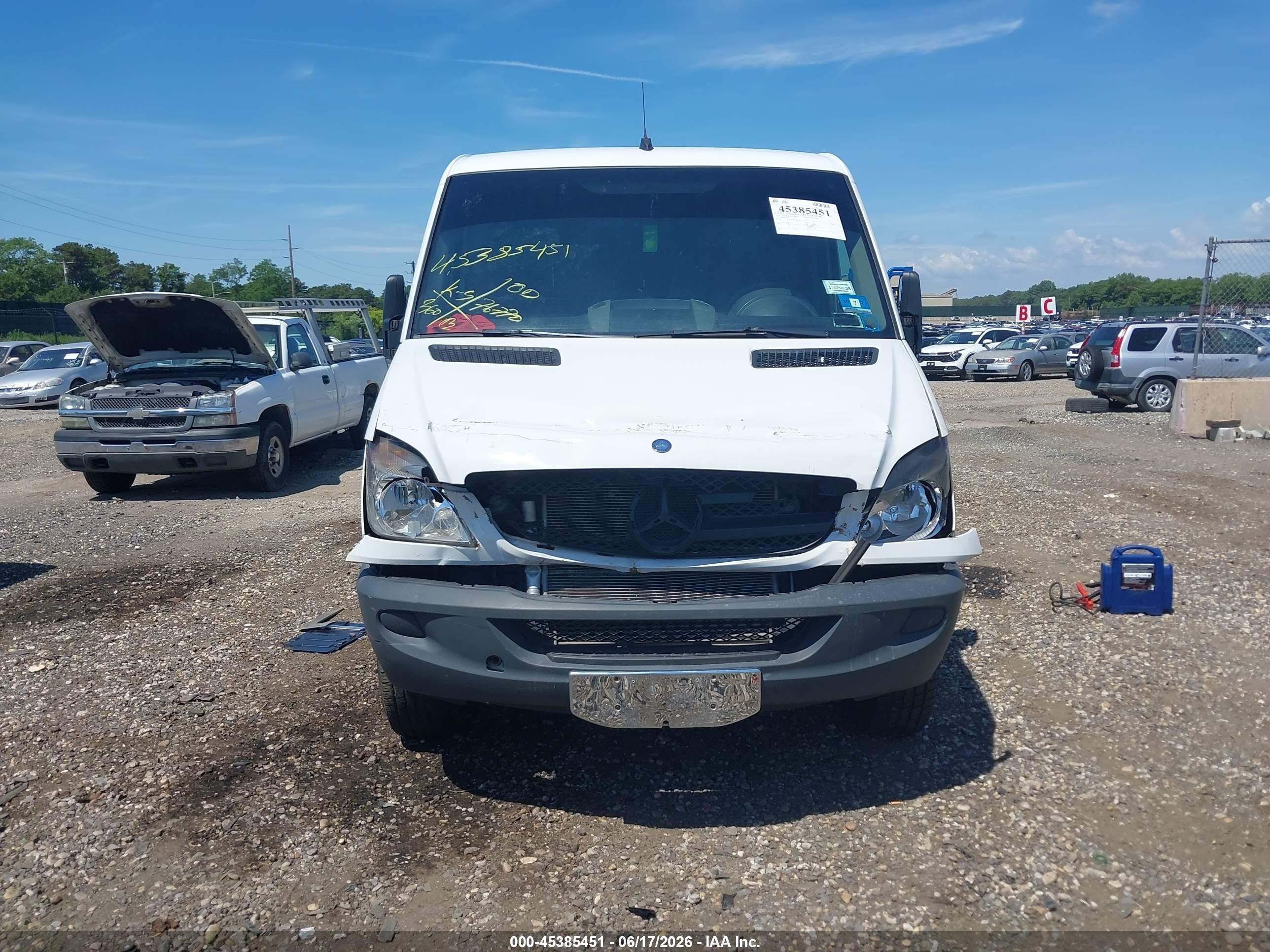 2011 Mercedes-benz Sprinter 2500 Normal Roof White vin: WD3PE7CC0B5557490
