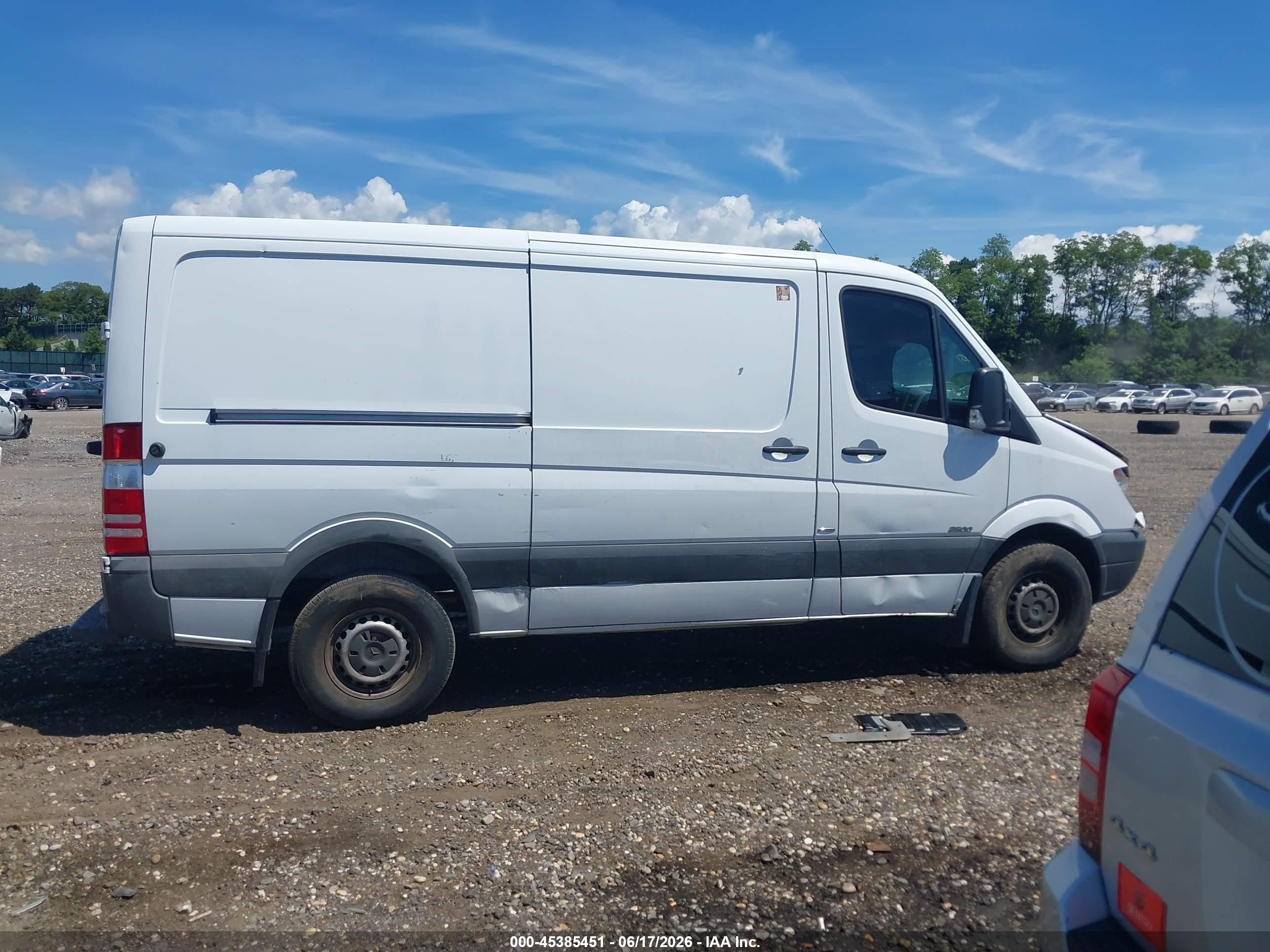 2011 Mercedes-benz Sprinter 2500 Normal Roof White vin: WD3PE7CC0B5557490