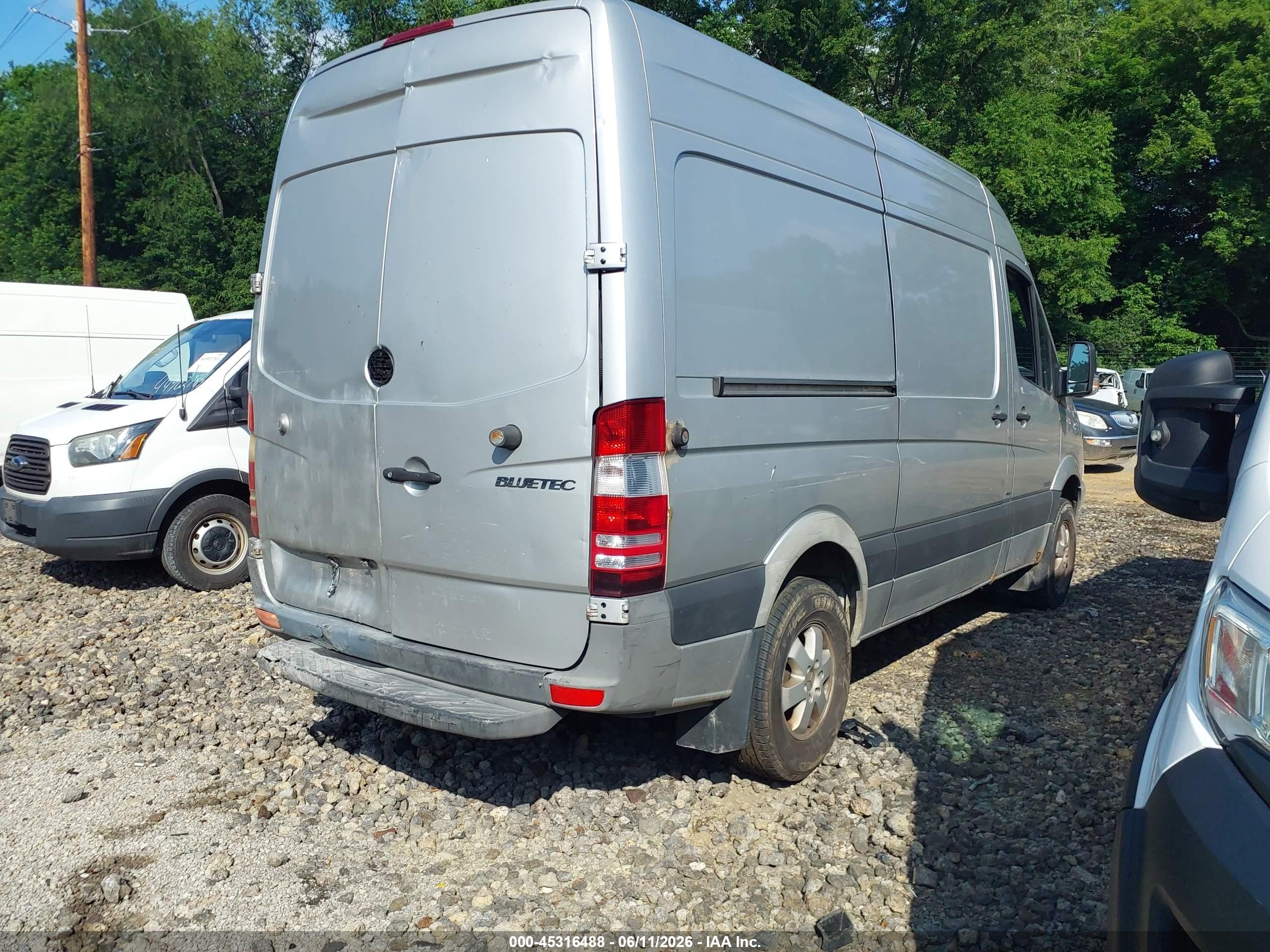 2012 Mercedes-benz Sprinter Cargo Vans Normal Roof Silver vin: WD3PE7CC0C5707390