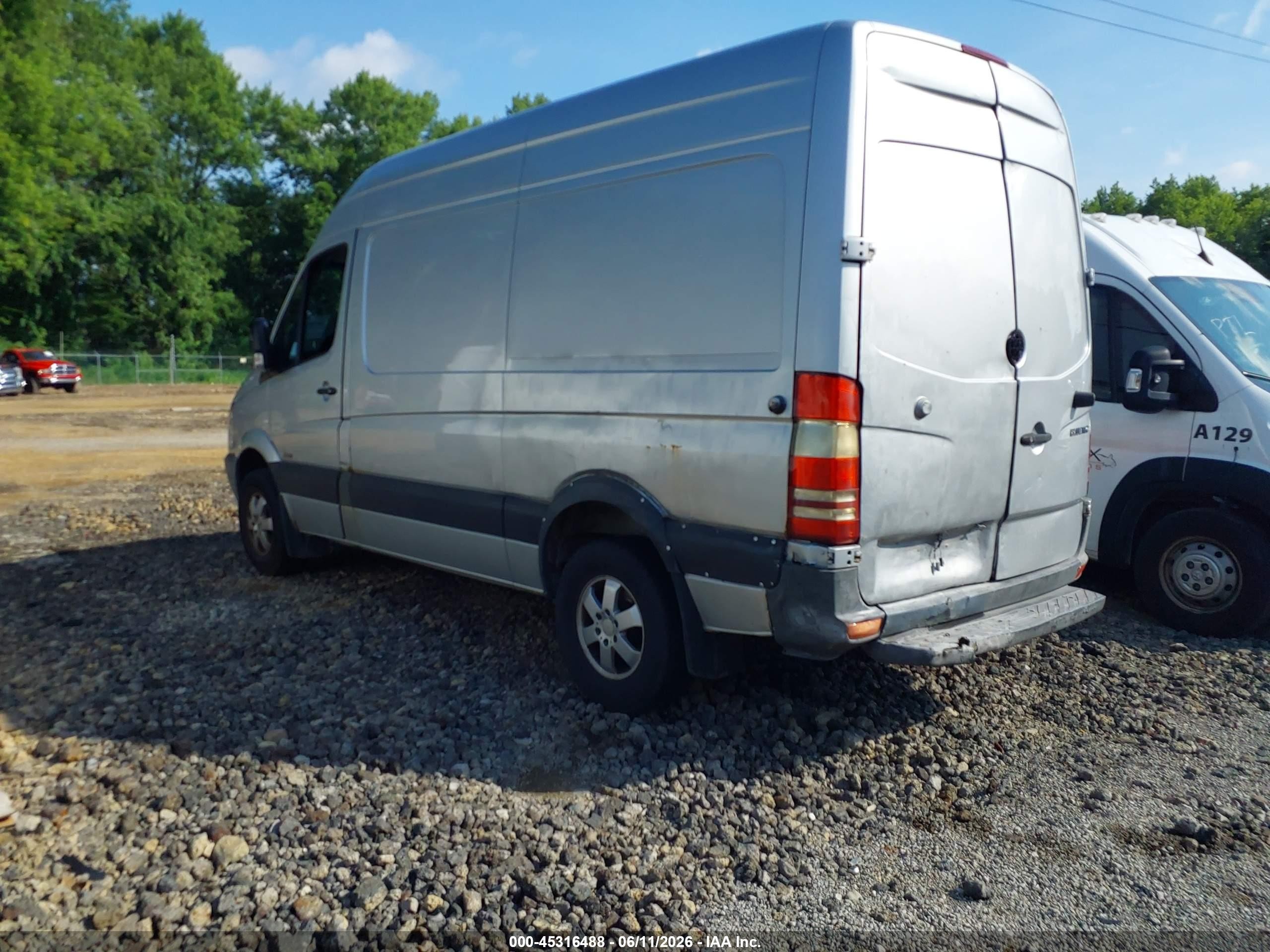 2012 Mercedes-benz Sprinter Cargo Vans Normal Roof Silver vin: WD3PE7CC0C5707390