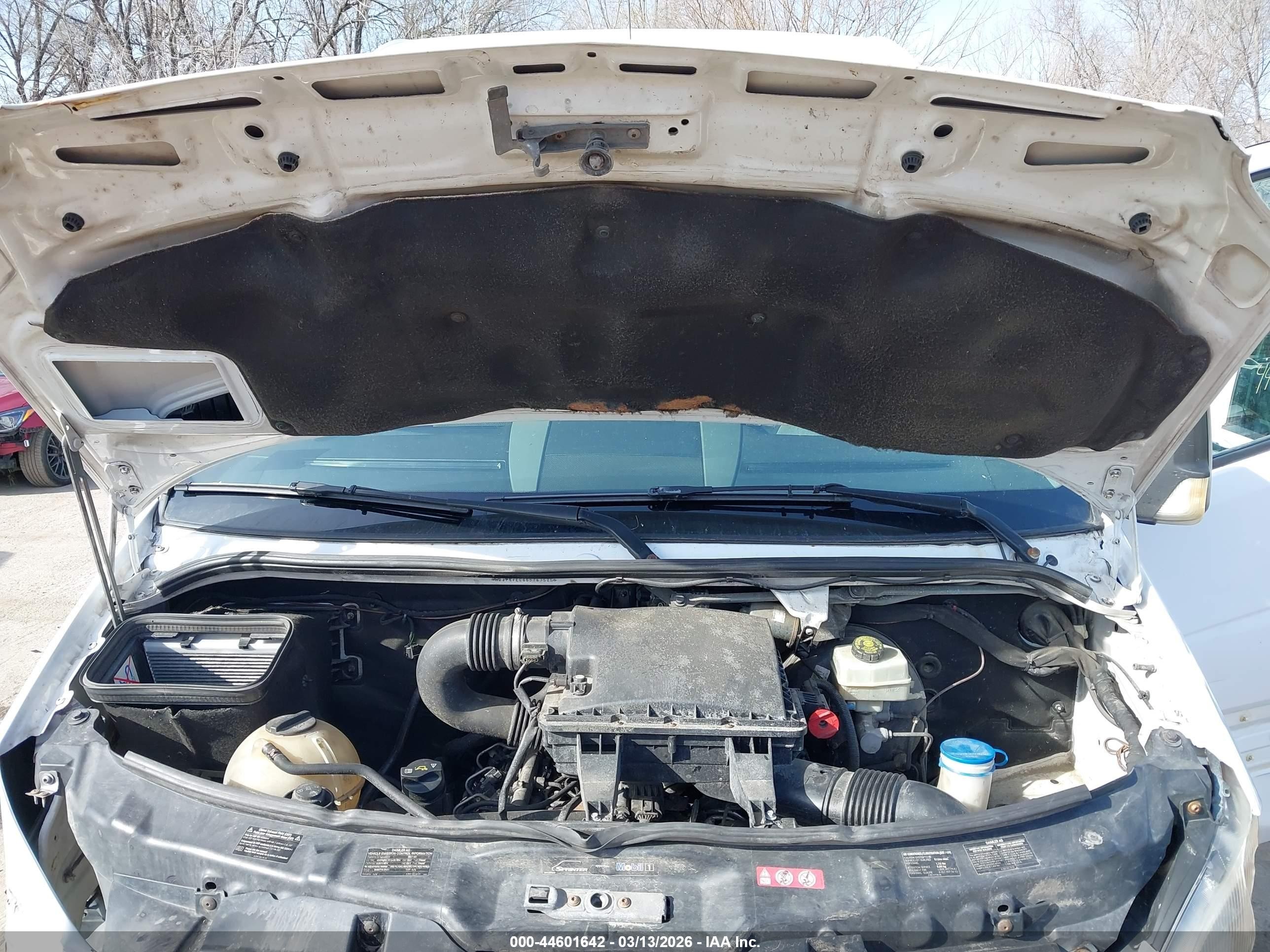 2013 Mercedes-benz Sprinter 2500 Normal Roof White vin: WD3PE7CC0D5763525