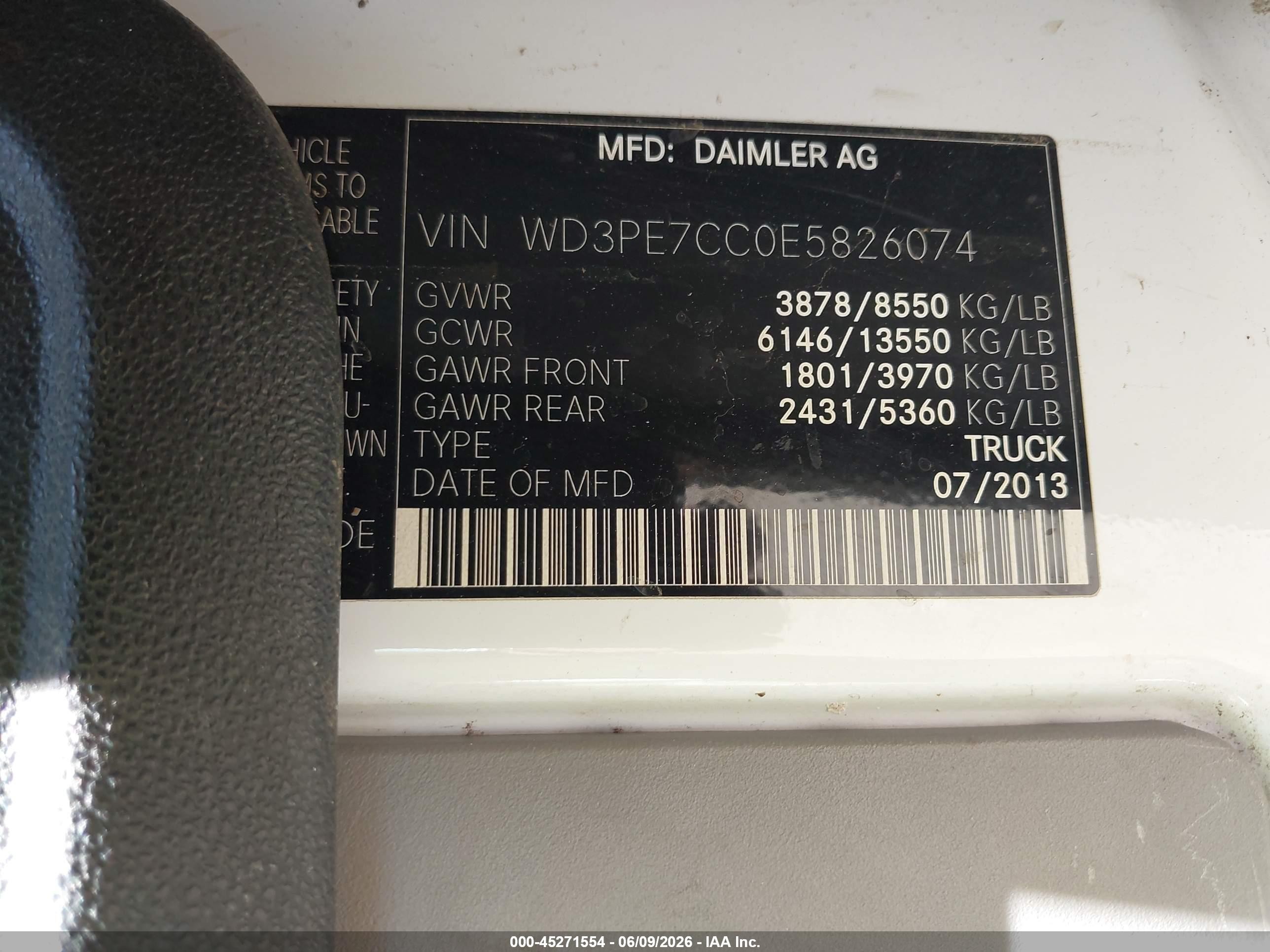 2014 Mercedes-benz Sprinter 2500 Normal Roof White vin: WD3PE7CC0E5826074