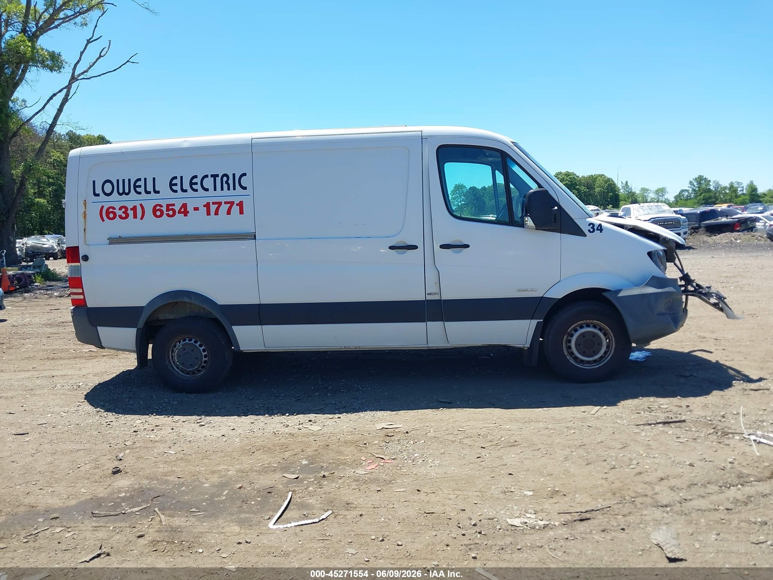 2014 Mercedes-benz Sprinter 2500 Normal Roof White vin: WD3PE7CC0E5826074