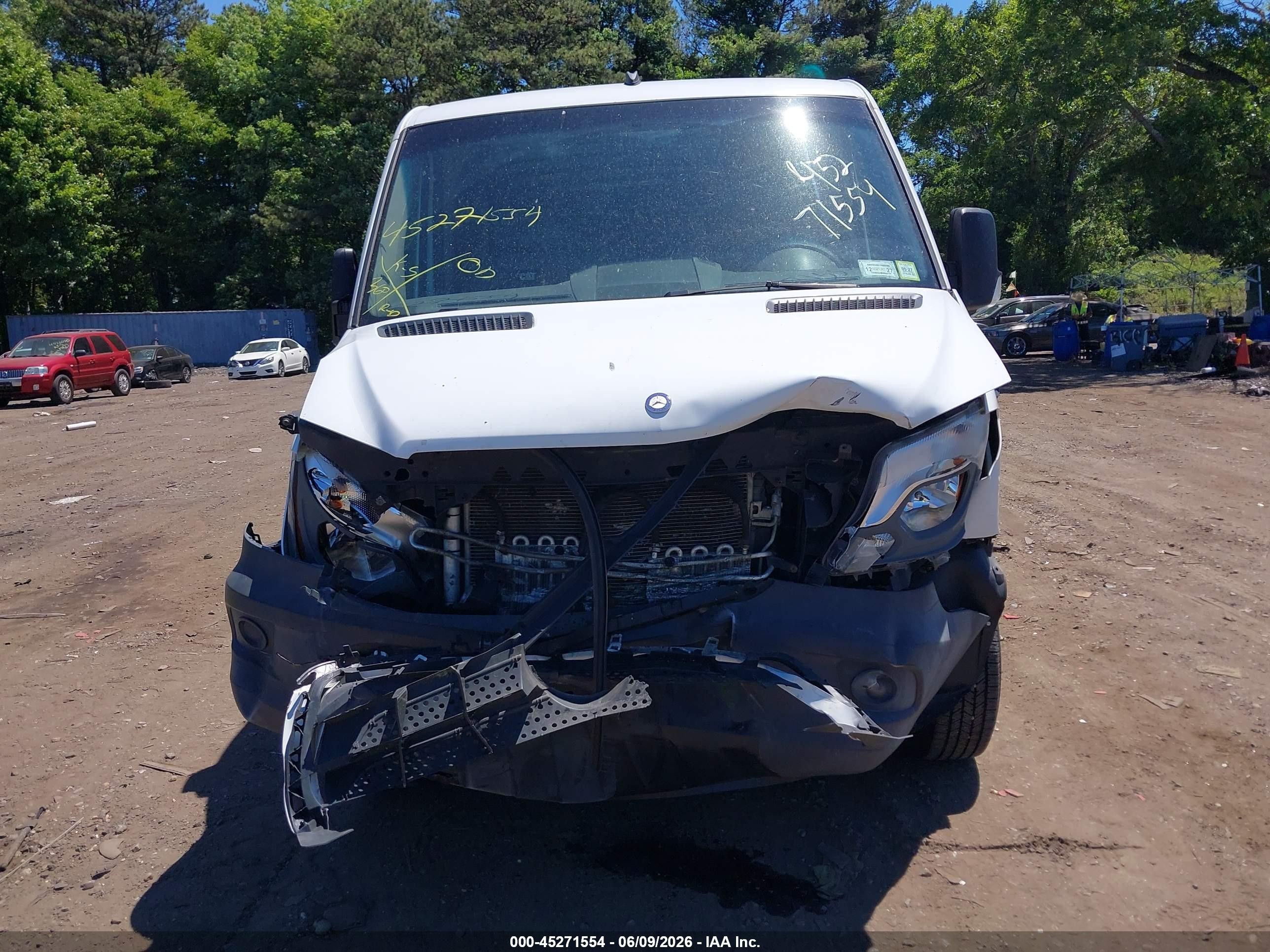 2014 Mercedes-benz Sprinter 2500 Normal Roof White vin: WD3PE7CC0E5826074