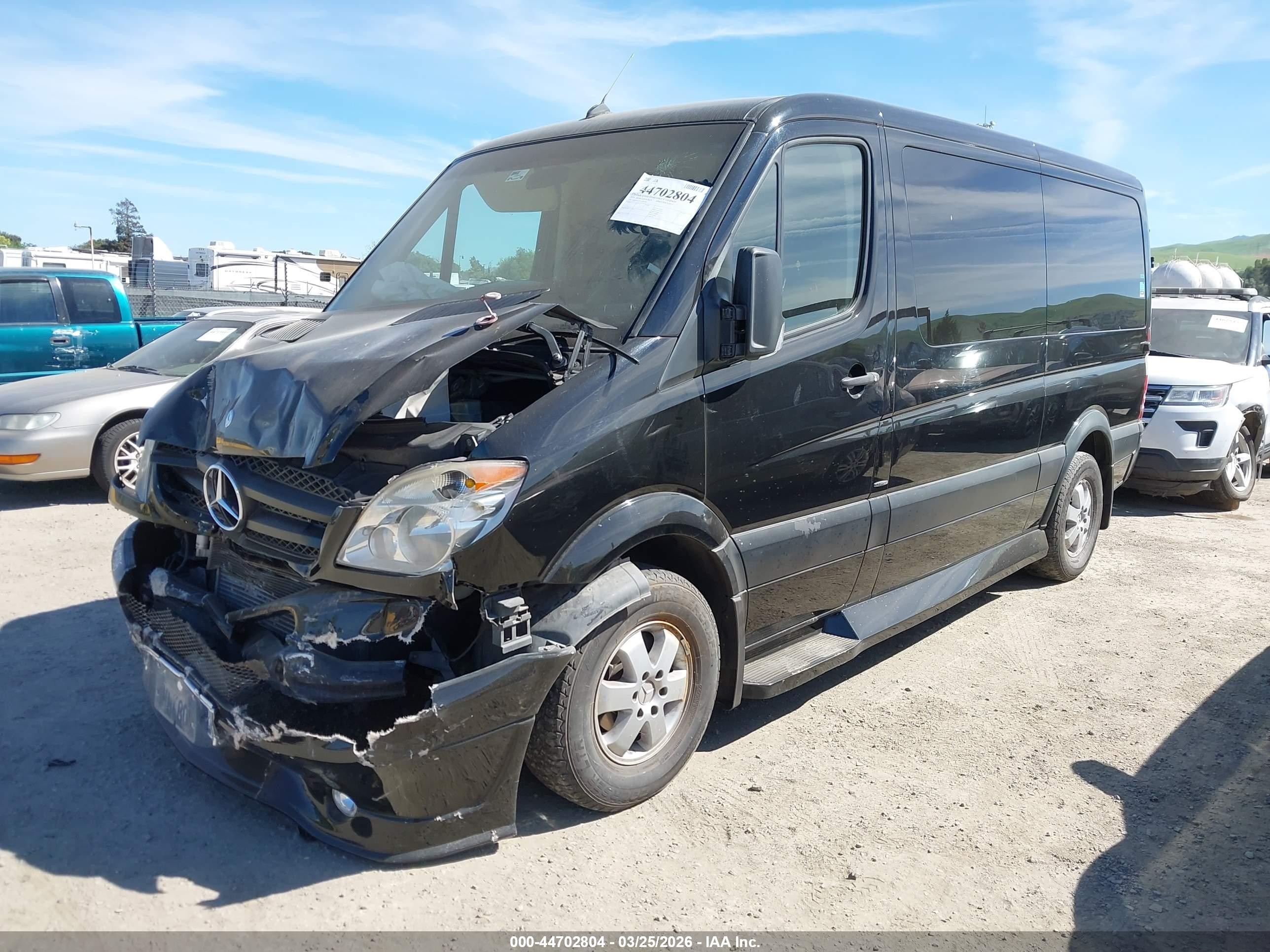 2010 Mercedes-benz Sprinter Van 2500   Black vin: WD3PE7CC1A5462497
