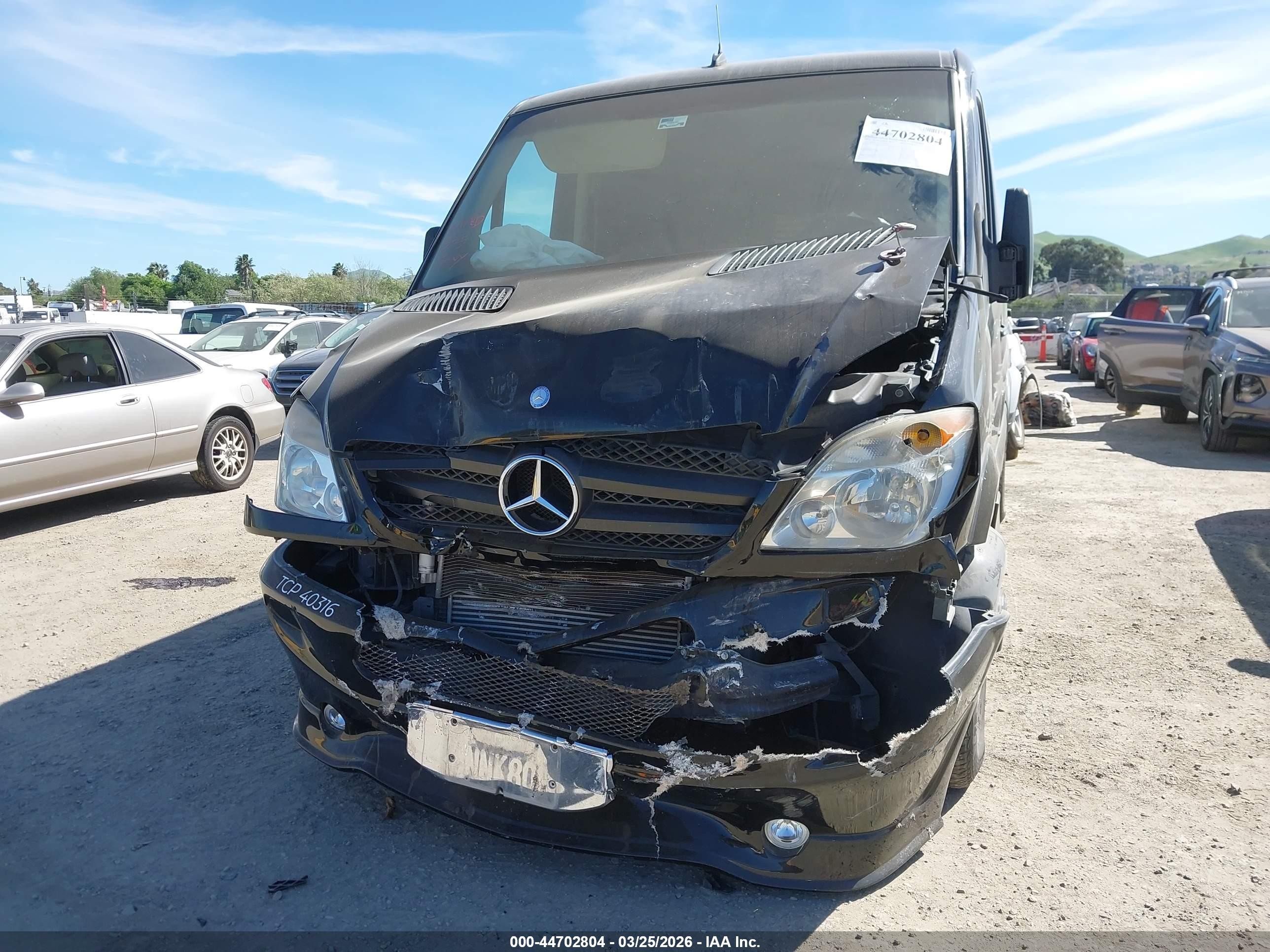 2010 Mercedes-benz Sprinter Van 2500   Black vin: WD3PE7CC1A5462497