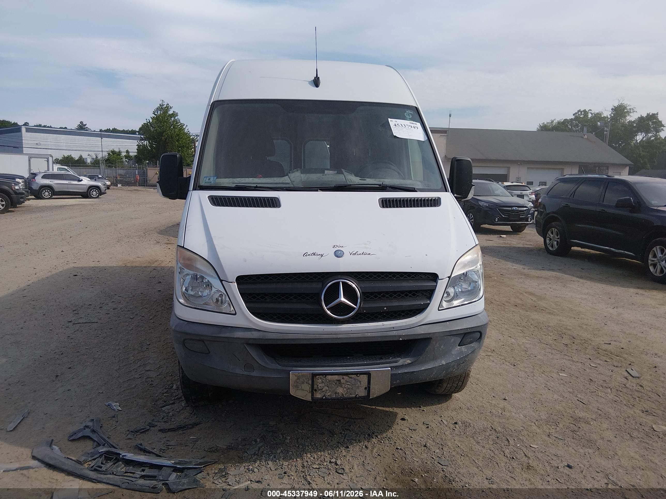 2012 Mercedes-benz Sprinter 2500 Normal Roof White vin: WD3PE7CC1C5615009